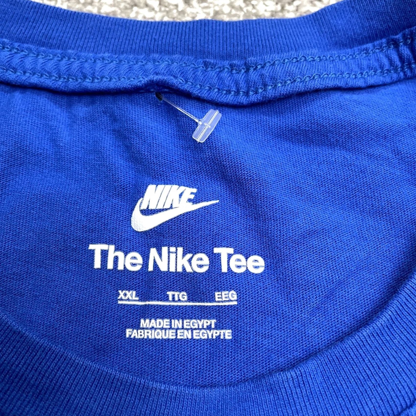 Nike Nike Tee Sportswear Futura Varsity Graphic T-Shirt Mens 2XL Blue Crew Neck Size US XXL / EU 58 / 5 - 4 Thumbnail
