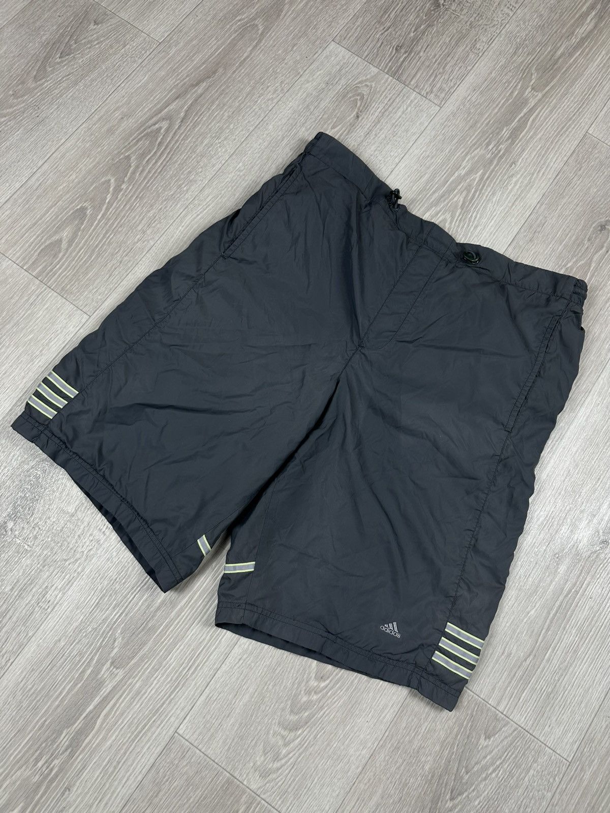 Adidas × Vintage Vintage Adidas 90s Suit T-Shirts and Shorts Y2K Size US L / EU 52-54 / 3 - 12 Thumbnail