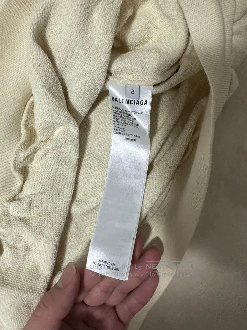 Balenciaga Balenciaga FW22 Logo Embroidered Sweatshirt. Size US M / EU 48-50 / 2 - 6 Thumbnail