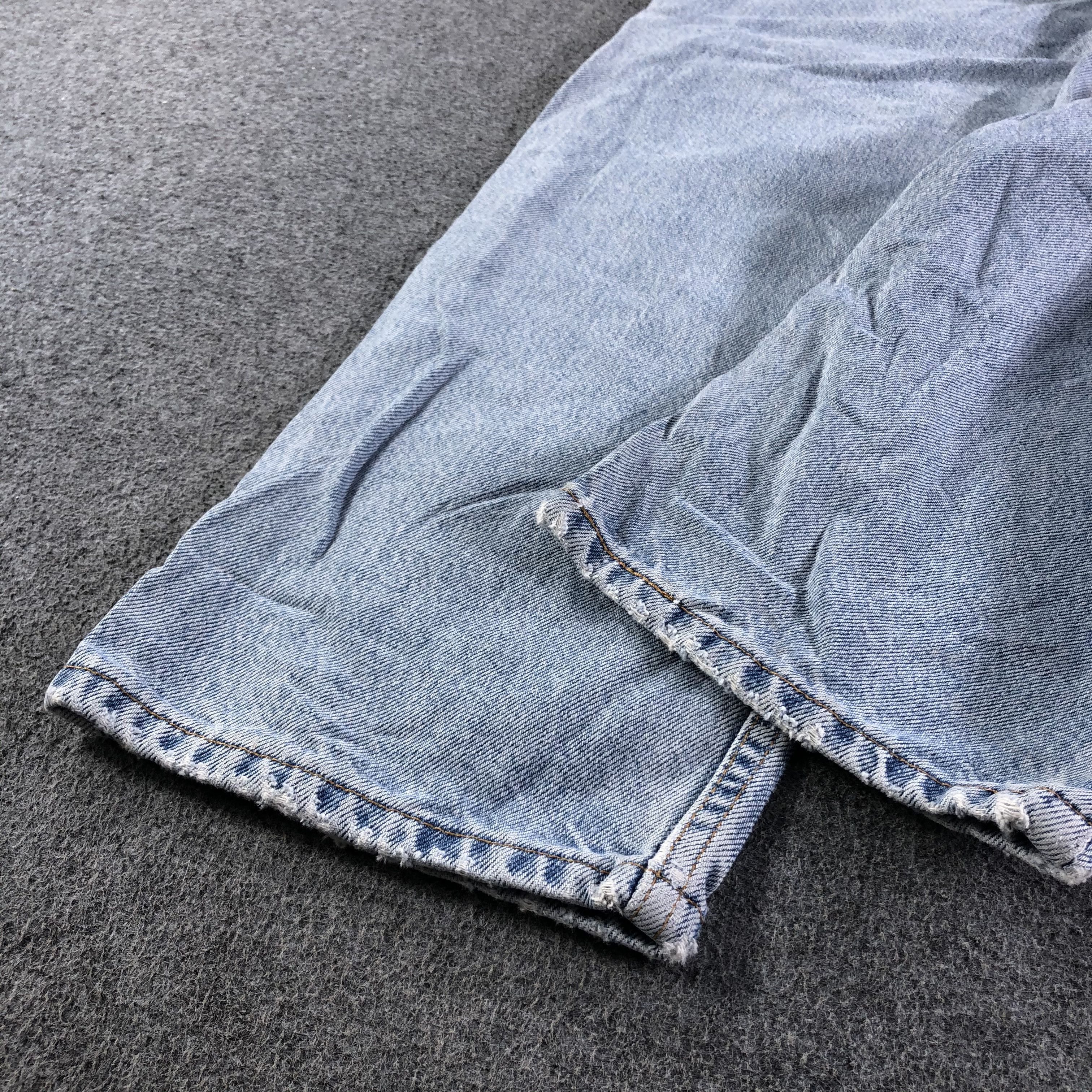 Levi's Vintage 90s Light Wash Levis Jeans-J3316 Size US 33 - 6 Thumbnail