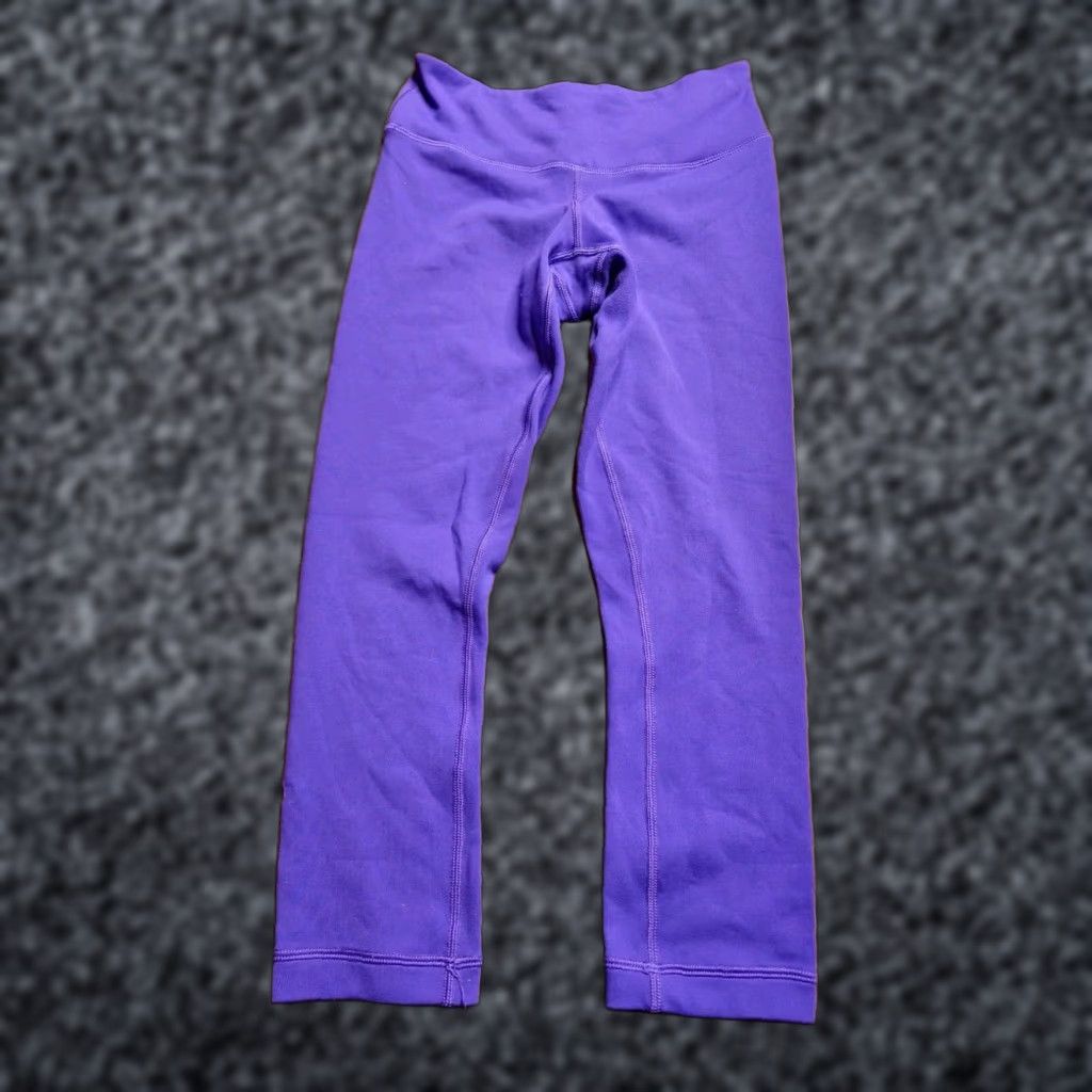 Lululemon Lululemon Women's Purple Cropped Leggings Size 2 Size 26" / US 2 / IT 38 - 1 Thumbnail