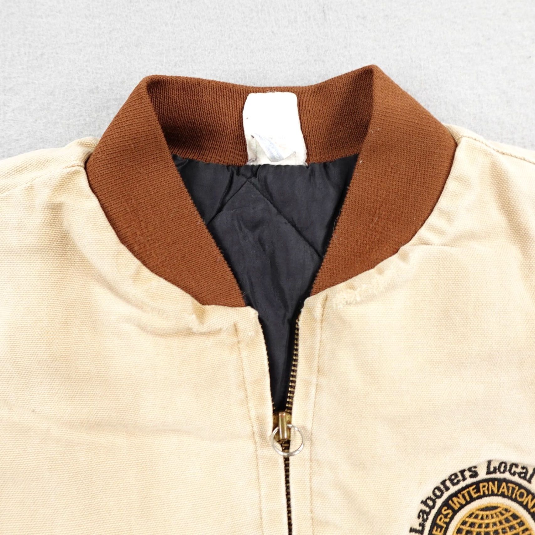 Vintage VINTAGE Union Line Vest Mens Large Tan Canvas Quilted Laborers Local 389 90s Size US XL / EU 56 / 4 - 2 Thumbnail
