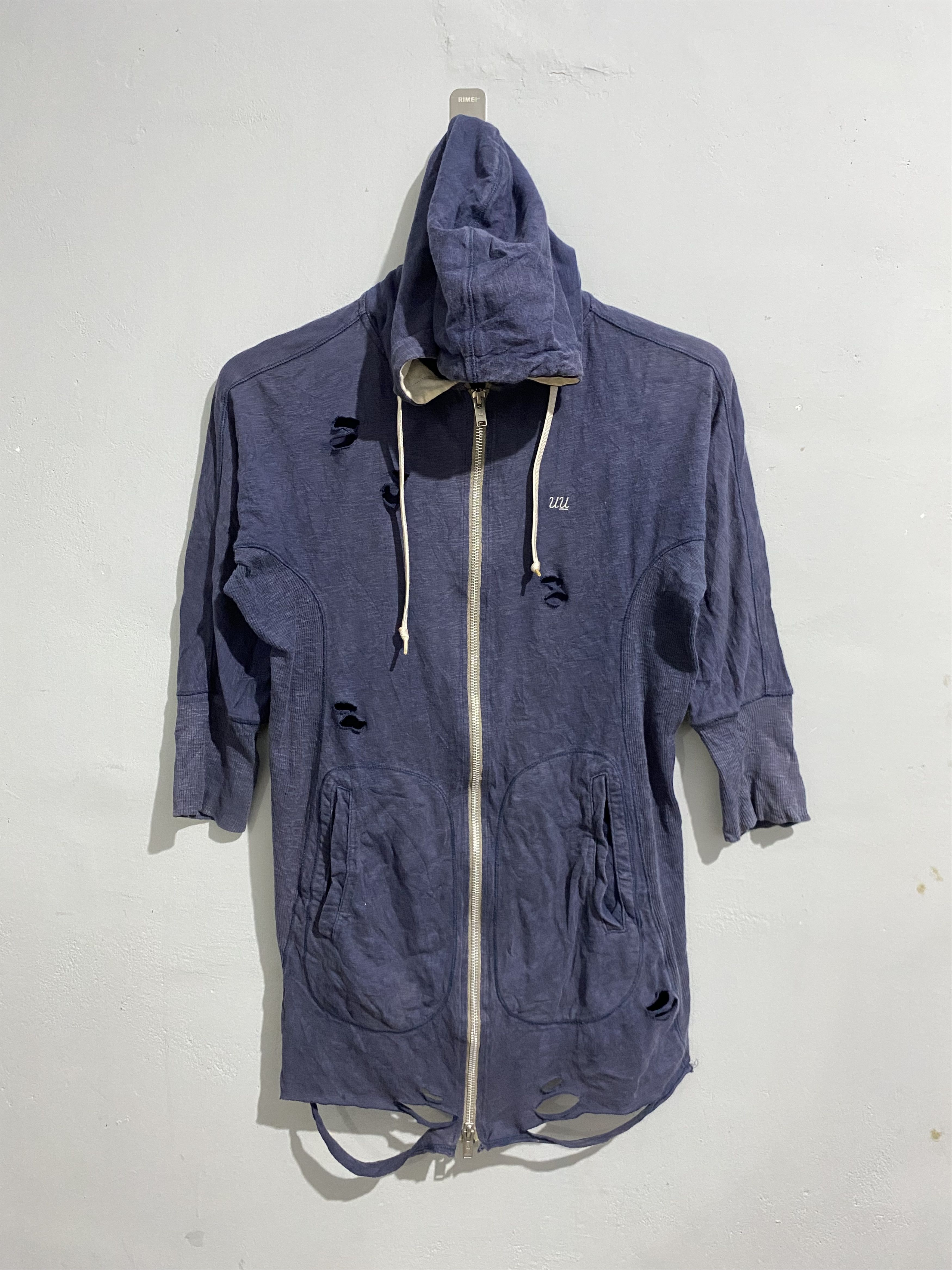 Jun Takahashi × Undercover × Uniqlo undercover x uniqlo uu distressed hoodie Size US S / EU 44-46 / 1 - 1 Thumbnail