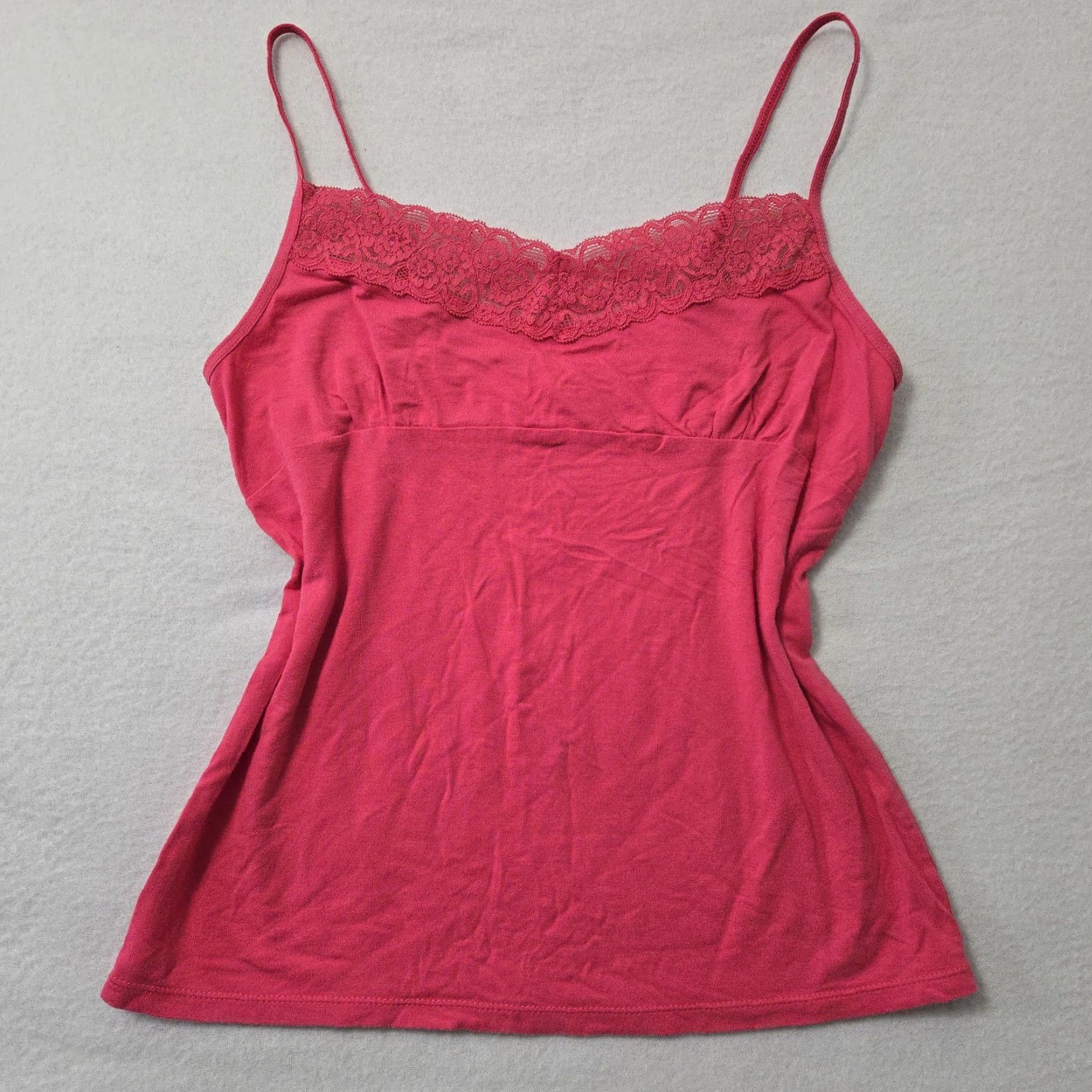 Old Navy VINTAGE Old Navy Camisole Tank Top Cami Womens S Pink Lace Trim Spaghetti Strap Y2K Fairycore 00s Coquette Adjustable Strap Femmes (Girls/Womens) Size S / US 4 / IT 40 - 2 Thumbnail