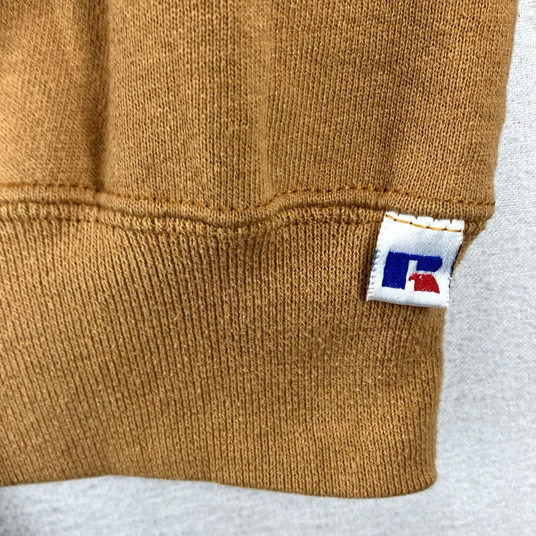 Russell Athletic VINTAGE Russell Athletic Sweatshirt Mens Oversized Large Dark Tan Crewneck 90s Size US L / EU 52-54 / 3 - 4 Thumbnail