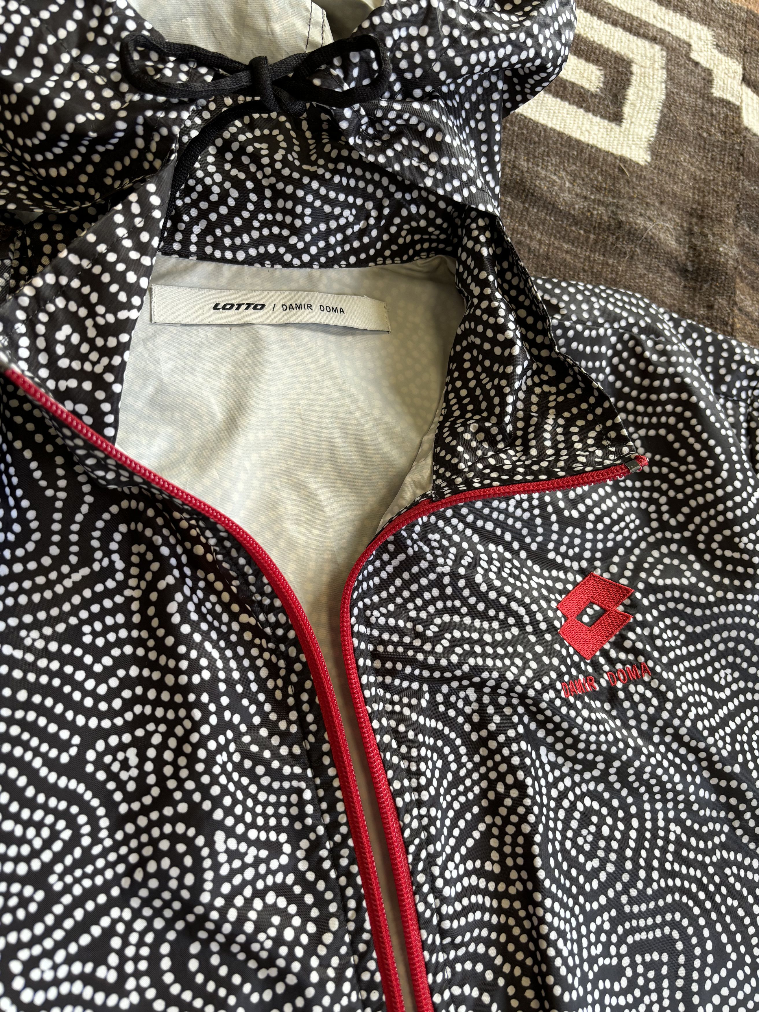 Damir Doma × Lotto Sport Lotto x Damir Doma Unisex Windbreaker Long Jacket 3407AC Size XS / US 0-2 / IT 36-38 - 3 Thumbnail