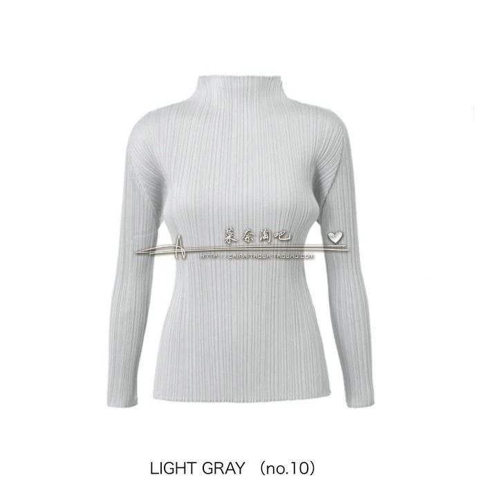 Issey Miyake issey miyake size：3 Light gray long sleeves 2506-Nextarrow Size XXS / US 00 / IT 34 - 1 Thumbnail