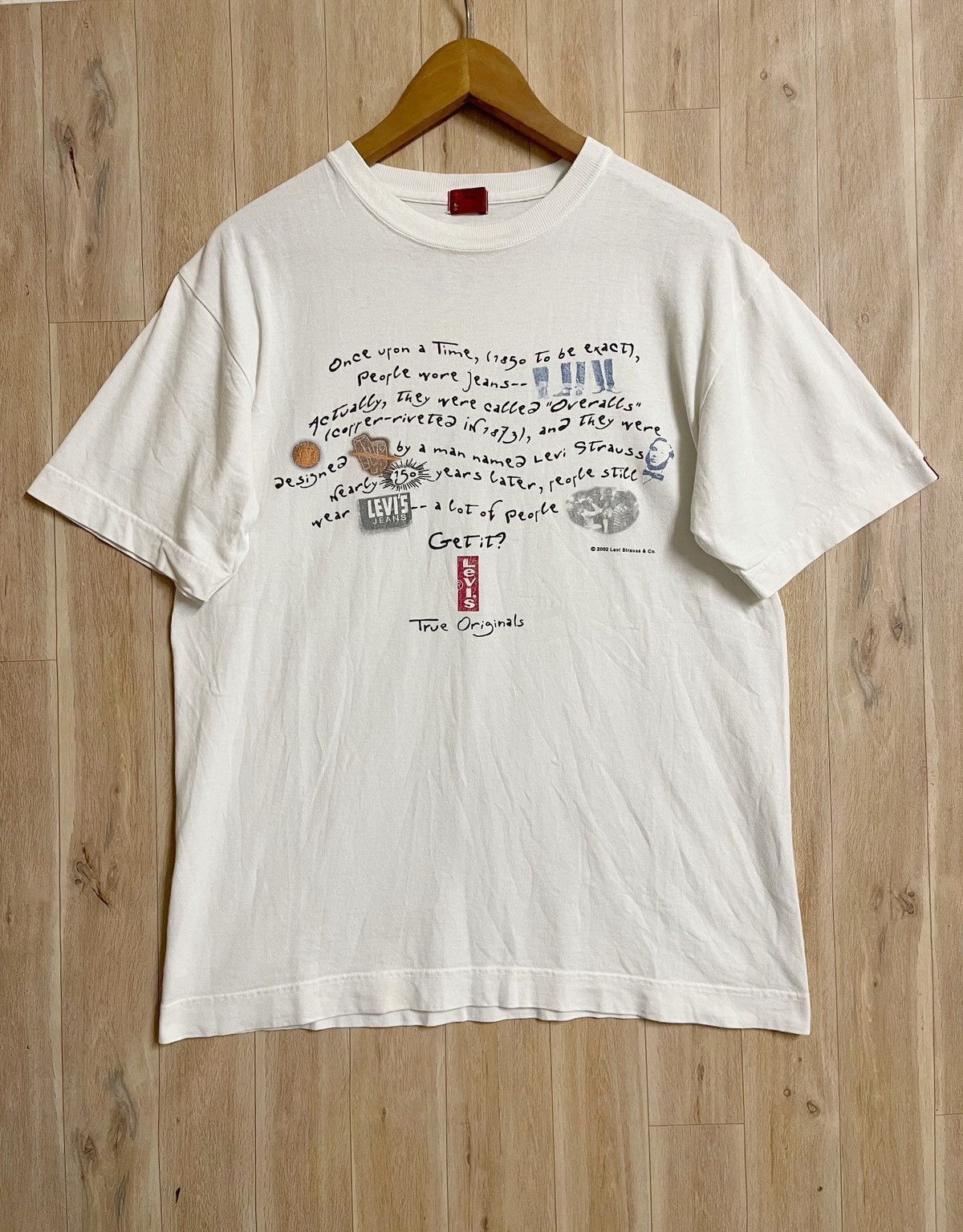 Levi's Vintage Levi’s T shirt History L 2002 Made in Japan Size US L / EU 52-54 / 3 - 1 Thumbnail