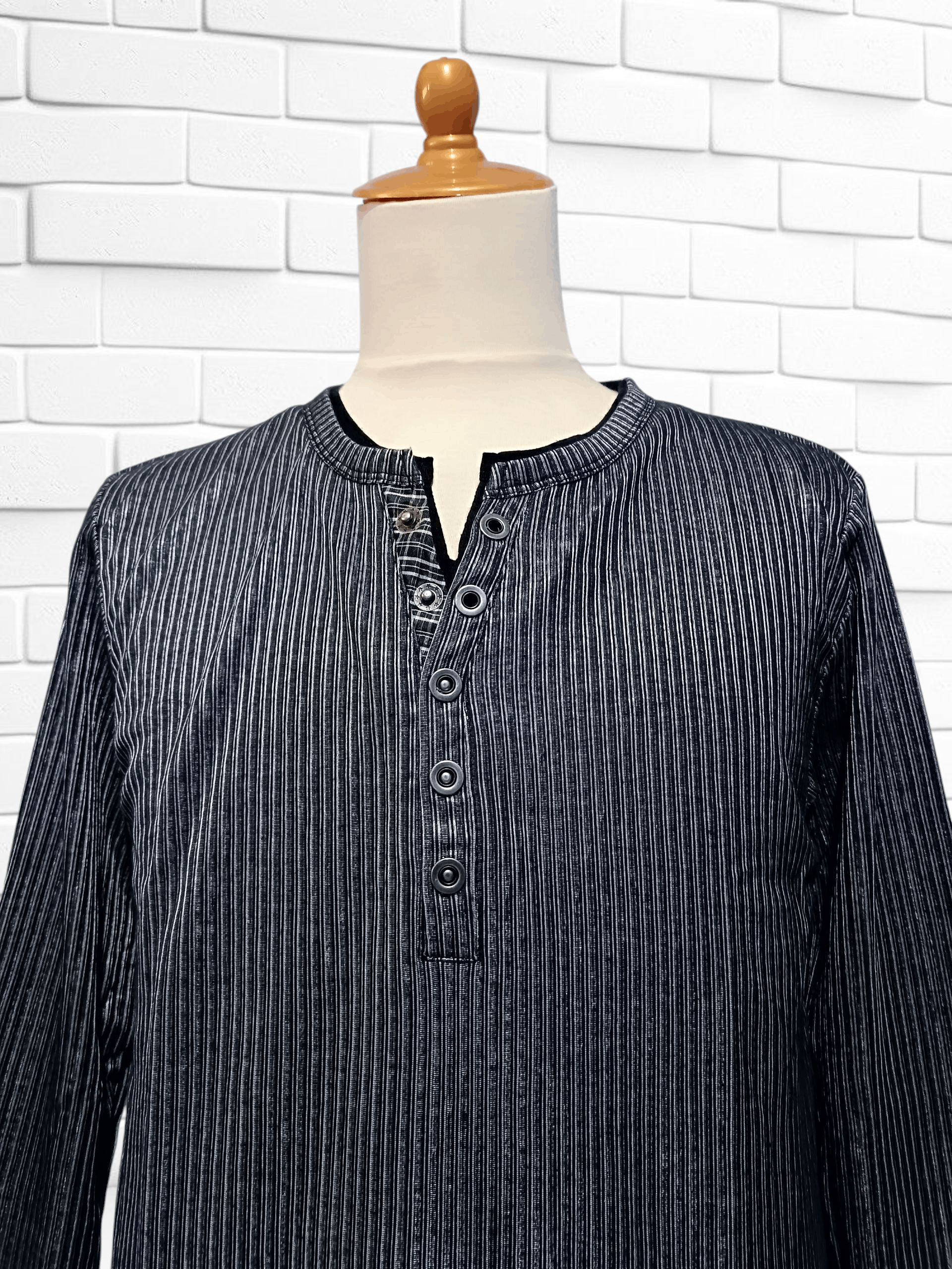 Japanese Brand Vintage Long Sleeve Double Layer Opium Gothic Silver Size US M / EU 48-50 / 2 - 2 Thumbnail