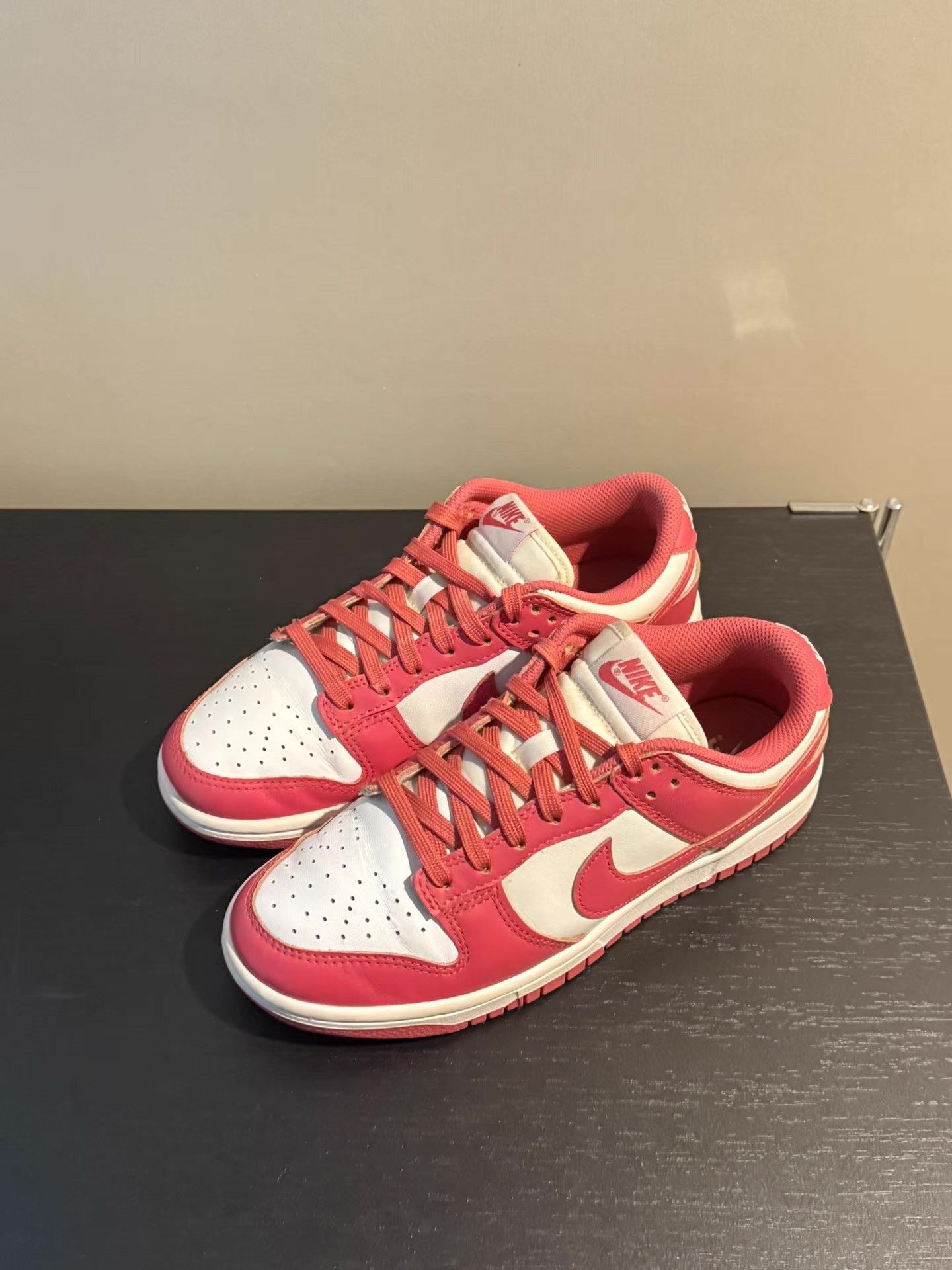 Nike Nike Dunk Low "Archeo Pink" Ｑ20 Size US 8 / IT 38 - 1 Thumbnail