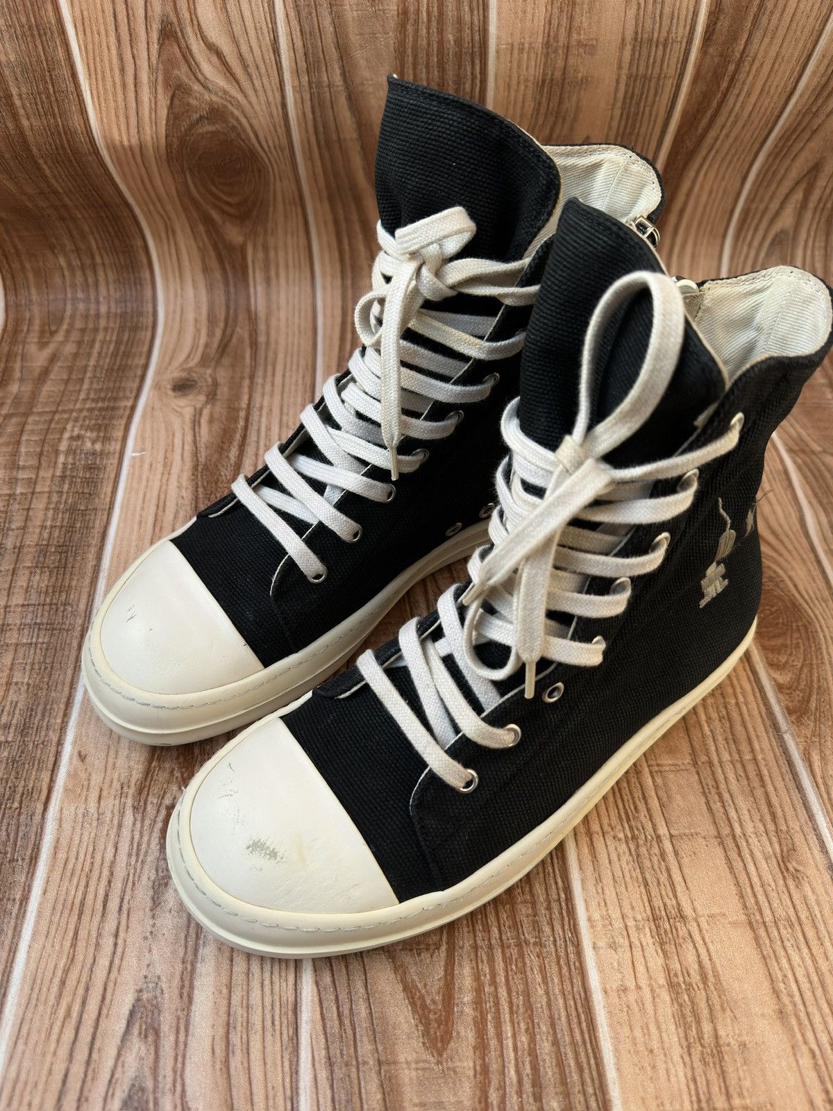 Rick Owens Rick Owens DRKSHDW Canvas Ramones Embroidered Logo Hightops Size US 7.5 / EU 40-41 - 4 Thumbnail
