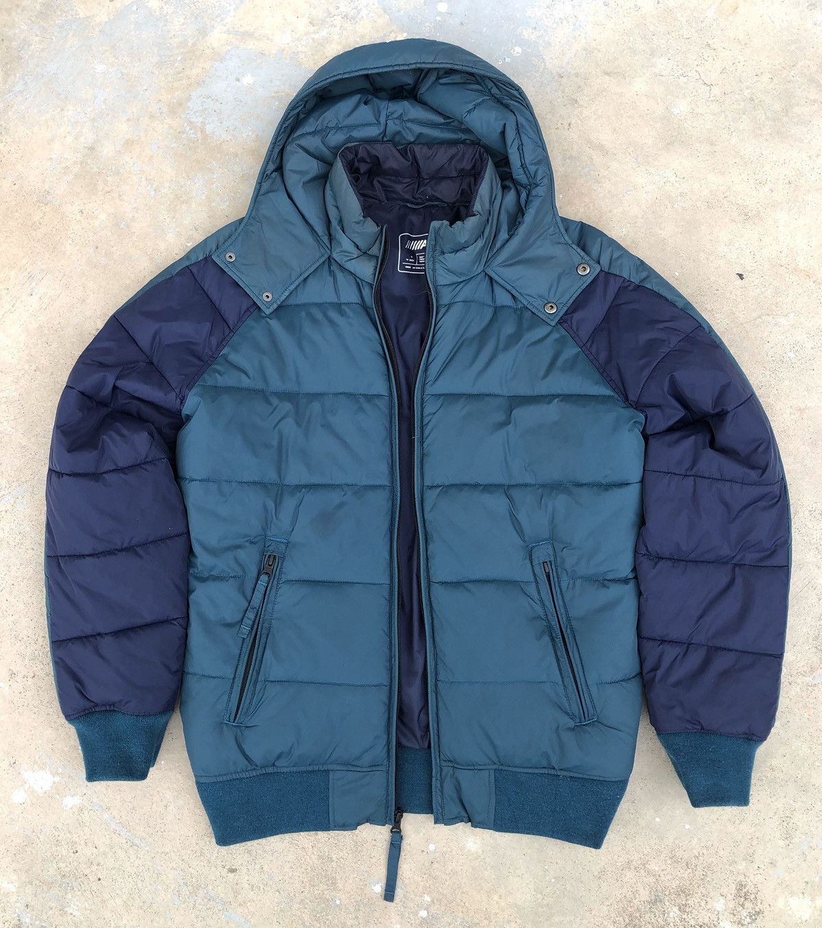 American Eagle AE Men's Puffer Bomber Nylon Hoodie Jacket