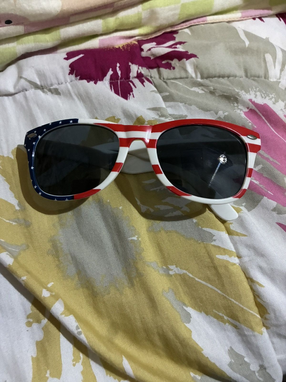 Other American themed sunglasses Size ONE SIZE - 1 Thumbnail