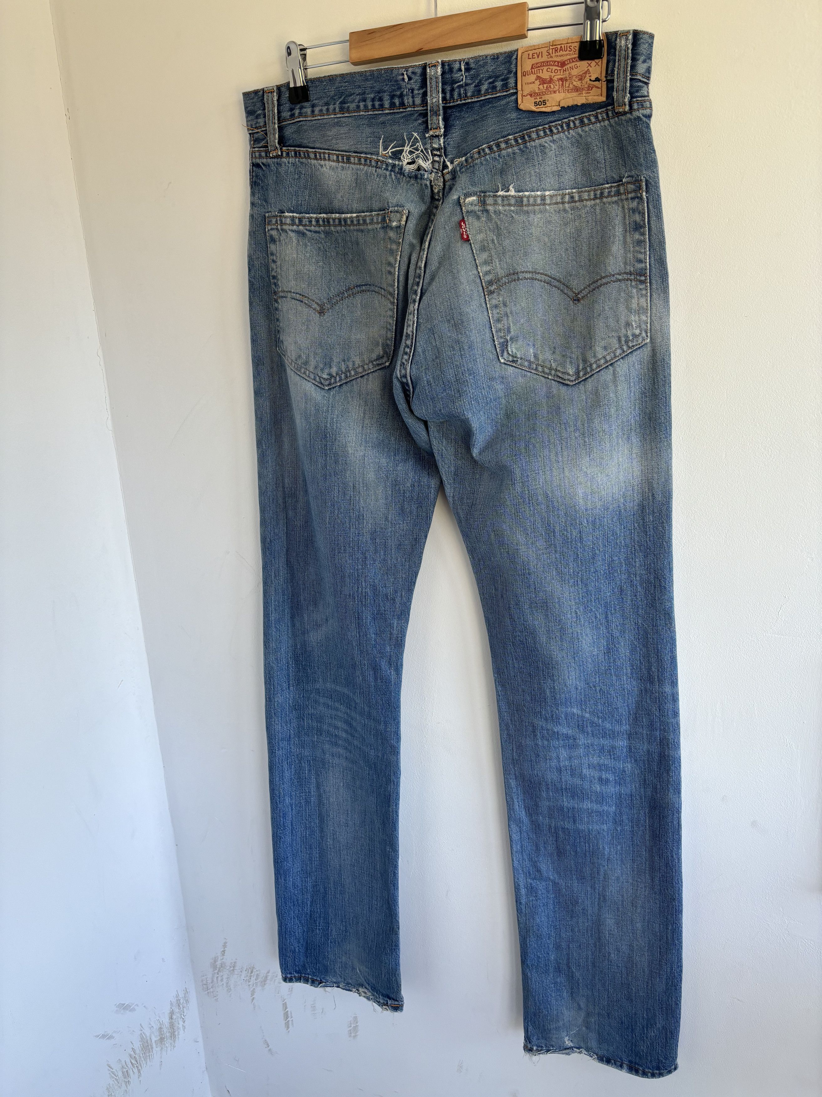 Levi's Vintage Levi’s Distressed Jeans Size US 32 / EU 48 - 12 Thumbnail