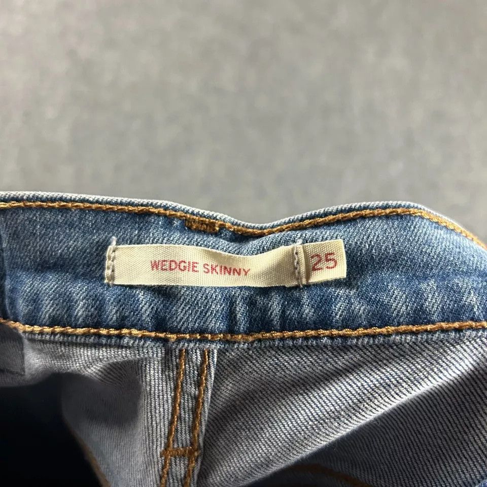 Levi's Levi's Jeans Womens 25 Wedgie Skinny Denim Light Wash Size 25" / US 0 / IT 36 - 6 Thumbnail