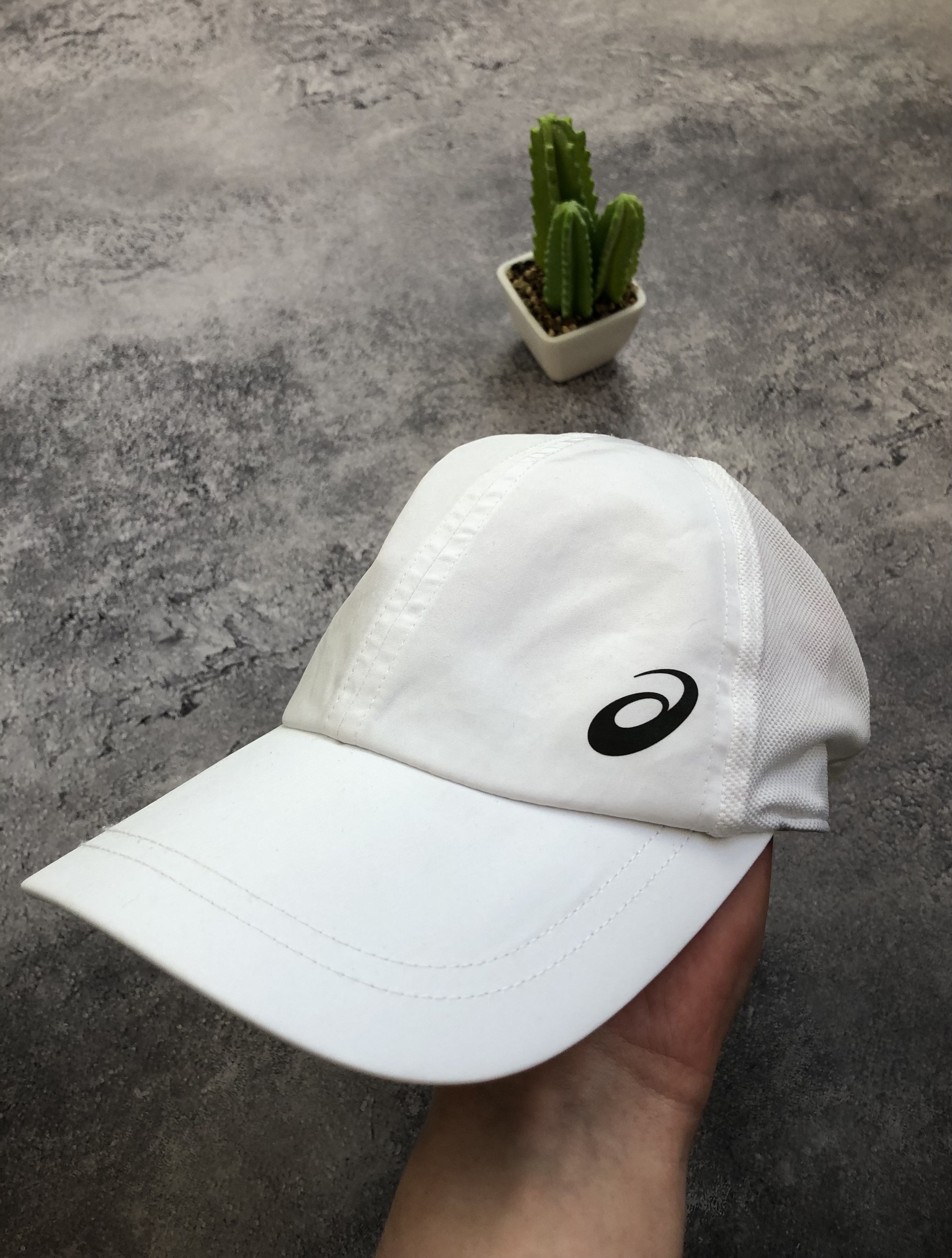 Asics ASICS White Streetwear Mini Logo Minimalistic Hype Cap Size ONE SIZE - 1 Thumbnail