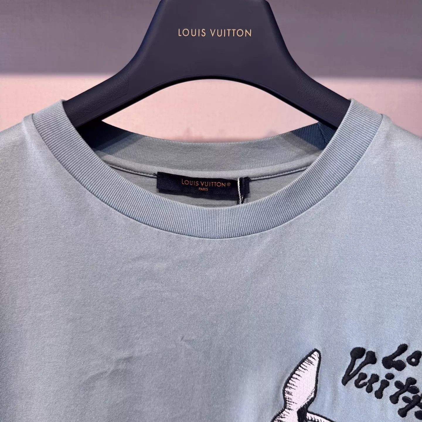 Louis Vuitton Louis Vuitton Light Blue Tool Embroidery SS NWT M Size US M / EU 48-50 / 2 - 3 Thumbnail