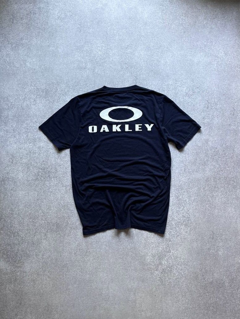 Oakley × Vintage Vintage Oakley Archival Boxy T-shirt Y2K S Size US S / EU 44-46 / 1 - 1 Thumbnail
