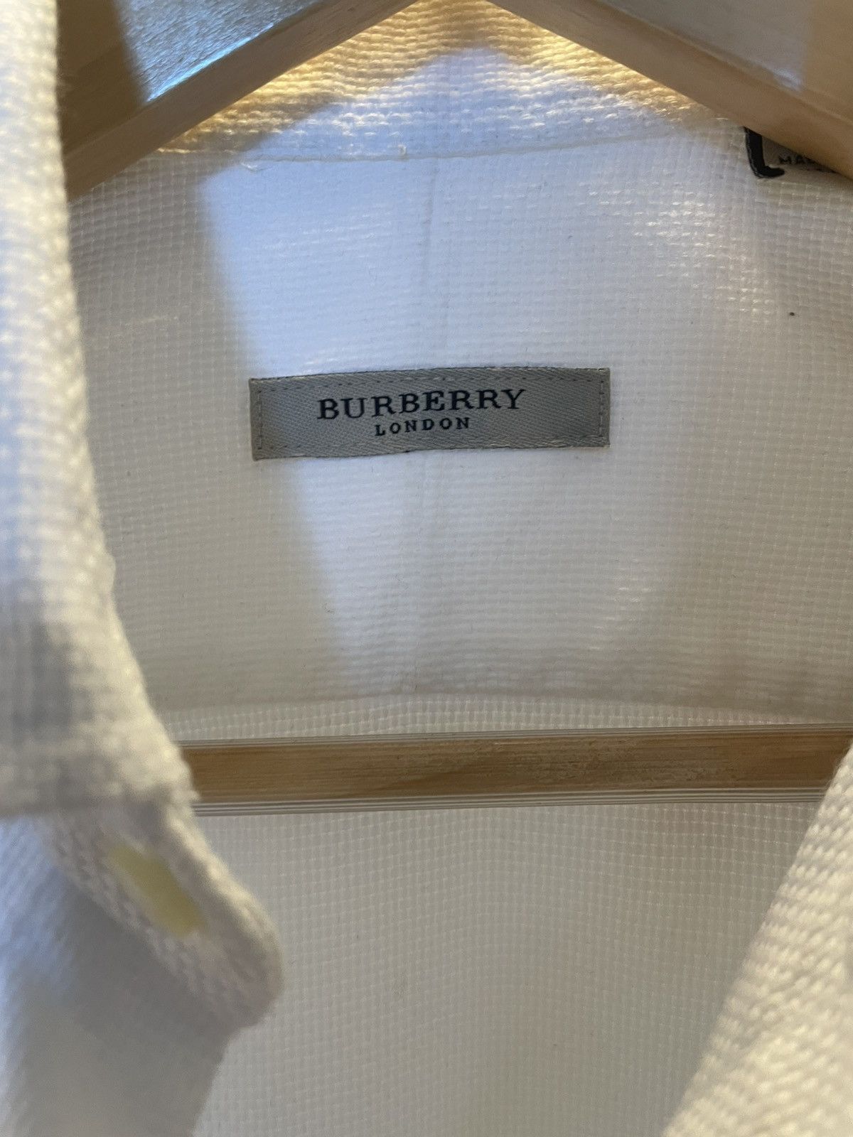 Burberry Burberry London Shirt Size US M / EU 48-50 / 2 - 3 Thumbnail
