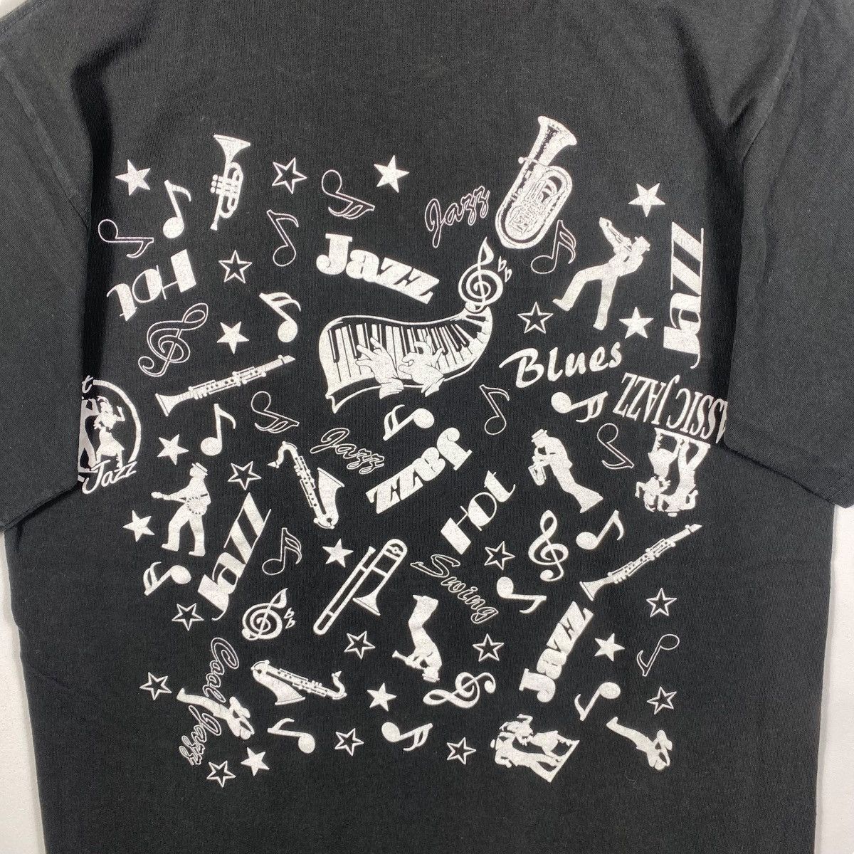 Vintage Vintage 90's CLASSIC JAZZ & BLUES Graphic Tee Shirt Medium Size US M / EU 48-50 / 2 - 5 Thumbnail