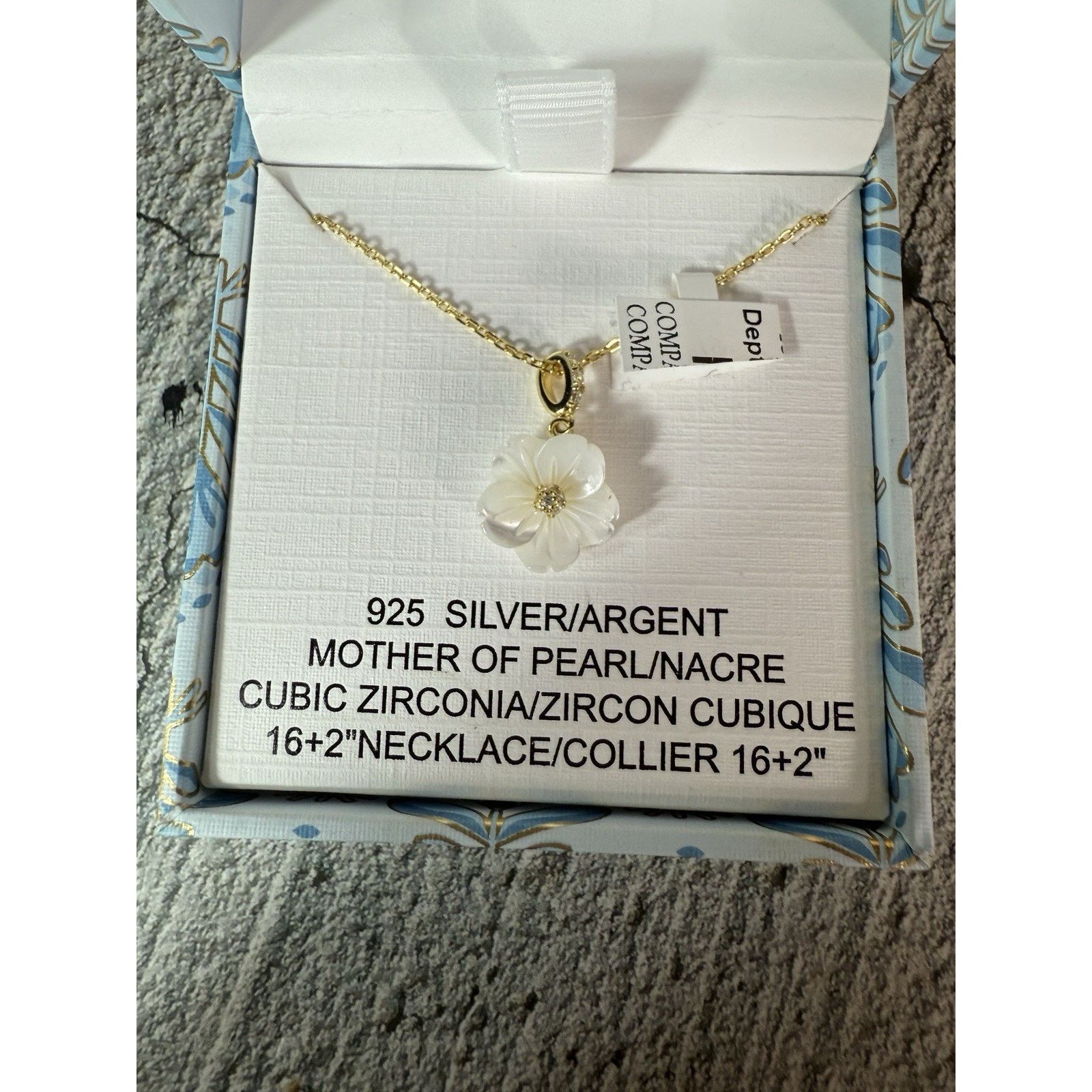 Rachel Zoe NIB Rachel Zoe 925 Silver Mother Of Pearl CZ Flower Necklace Size ONE SIZE - 2 Thumbnail
