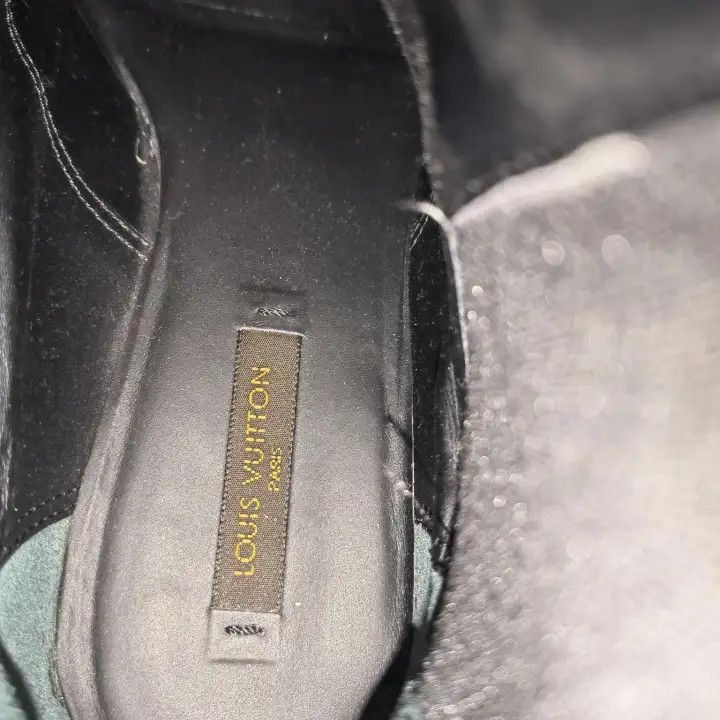 Louis Vuitton Louis Vuitton Black Leather Ankle Boots for Women -2508 Size US 5 / IT 35 - 5 Thumbnail