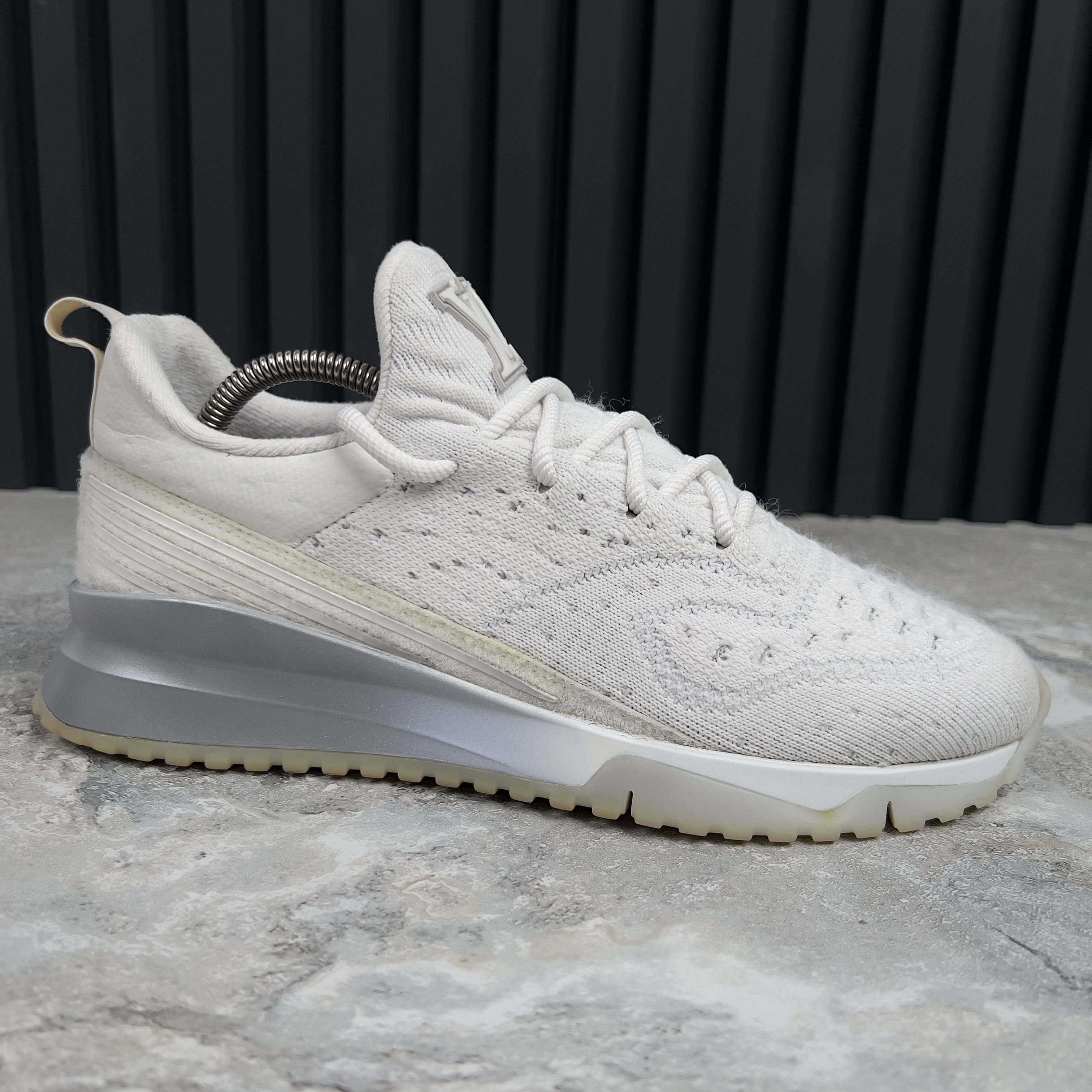 Louis Vuitton Louis Vuitton V.N.R. Logo Sneakers Knit Fabric Size US 8 / EU 41 - 4 Thumbnail