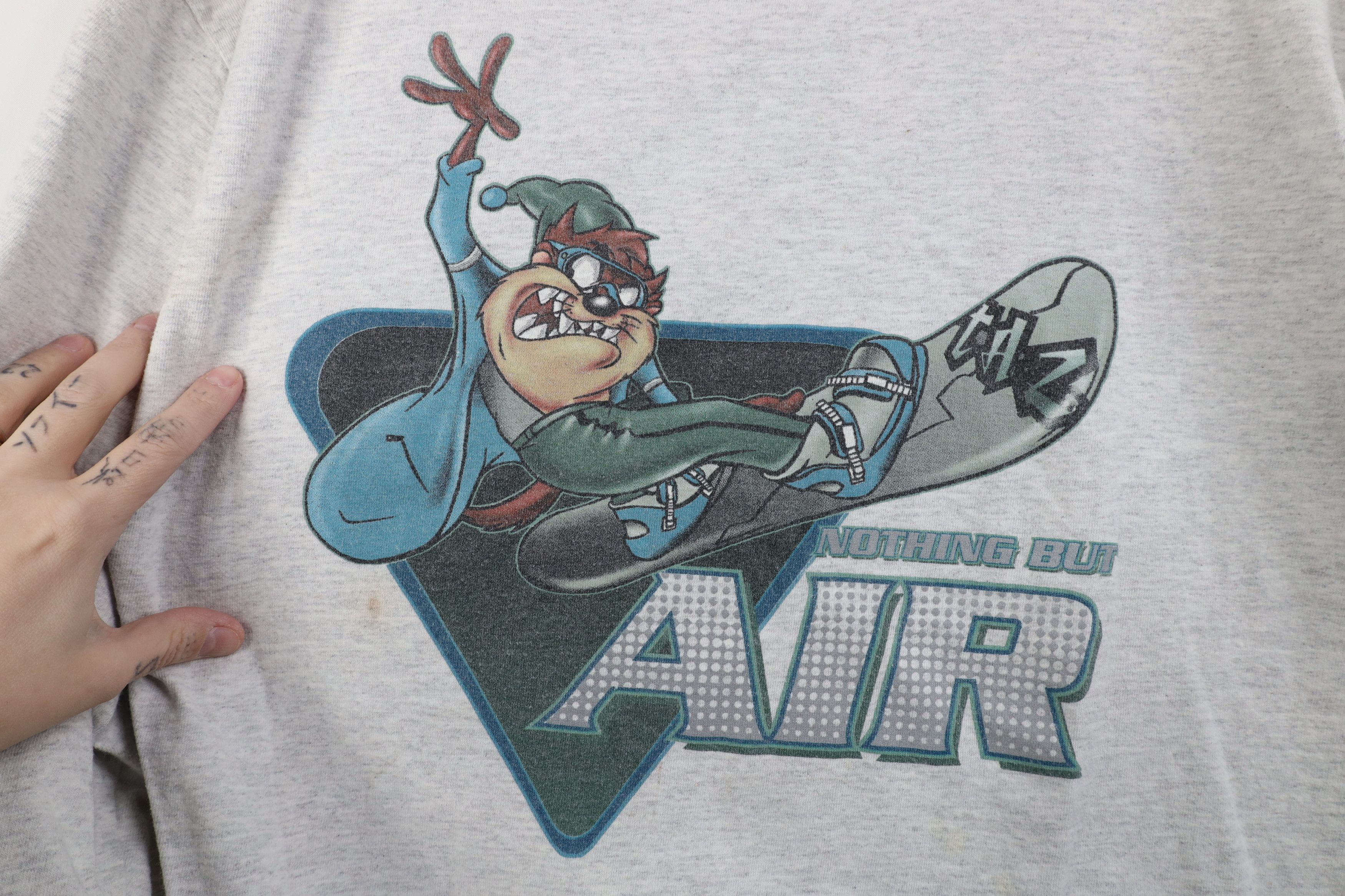 Vintage Vintage 90s Looney Tunes Taz Long Sleeve T-Shirt Gray Cotton Size US XL / EU 56 / 4 - 4 Thumbnail