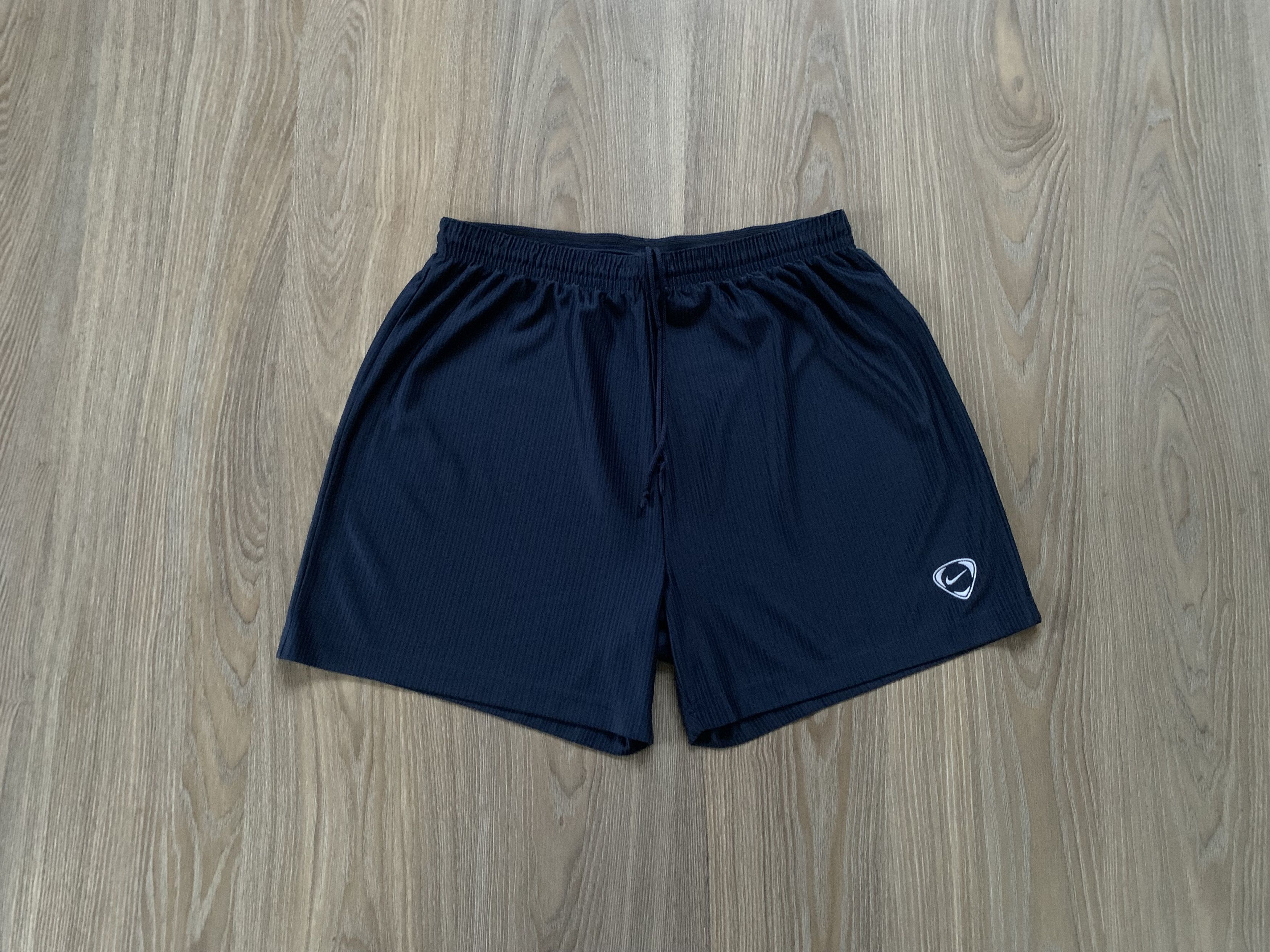 Nike Vintage Nike Running Shorts Size US 36 / EU 52 - 1 Thumbnail