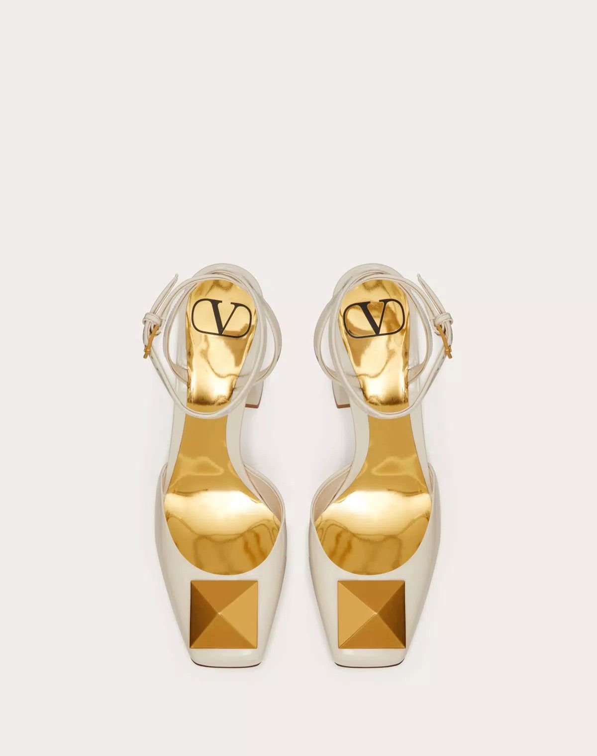 Valentino o1s1wg110625 One Stud Pump Patent Leather 90m in Ivory/White Size US 5 / IT 35 - 4 Thumbnail