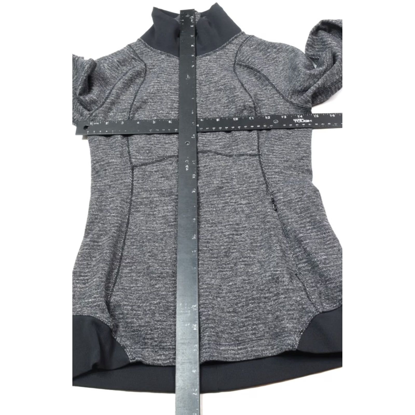 Lululemon Lululemon Runderful 1/4 Zip Top Womens Long Sleeve Pullover Yoga Black Grey N/A Size S / US 4 / IT 40 - 6 Thumbnail