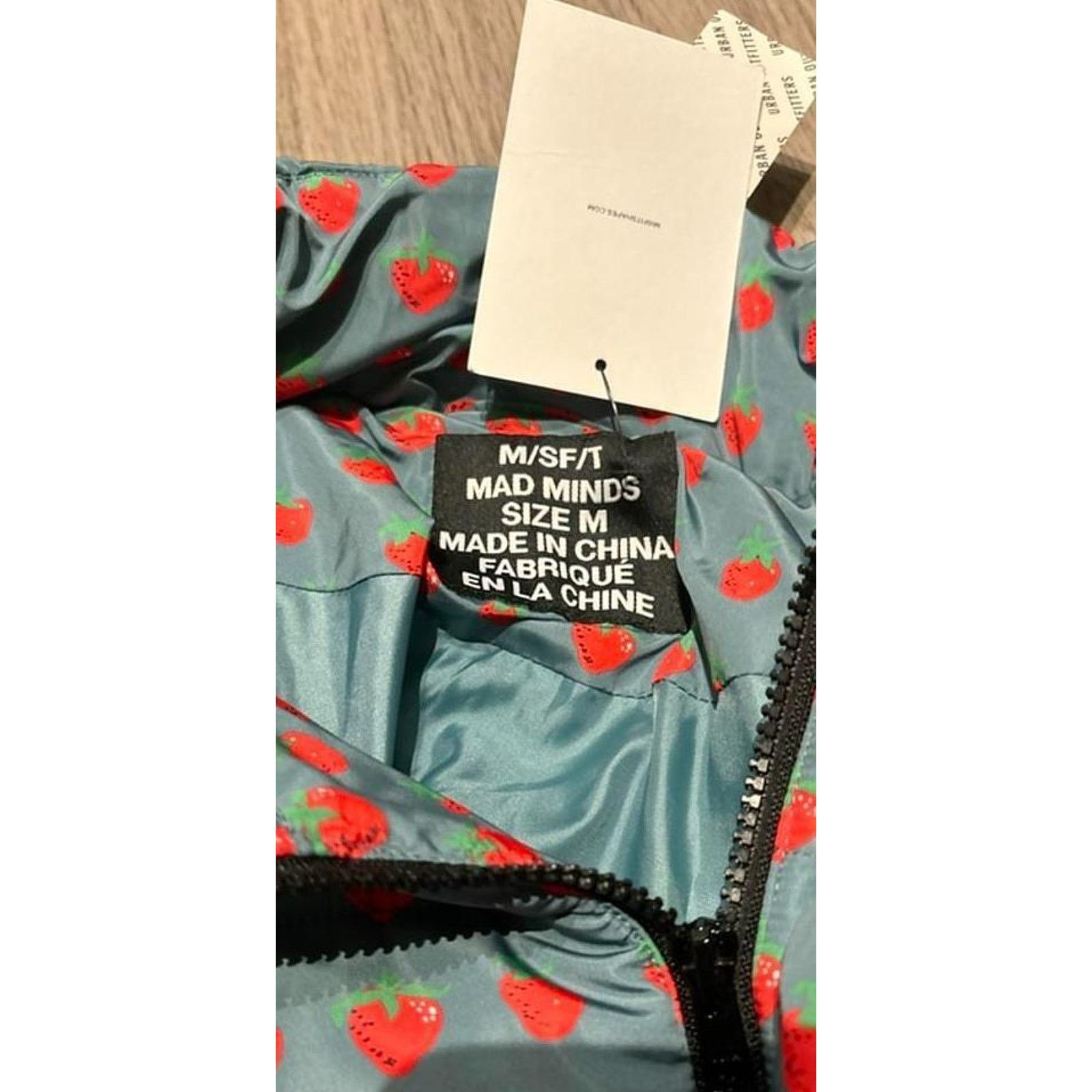 Misfits × Msftsrep Misfit Shapes MSFT Strawberry Print MWT Puffer Jacket $180 Size M / US 6-8 / IT 42-44 - 6 Thumbnail