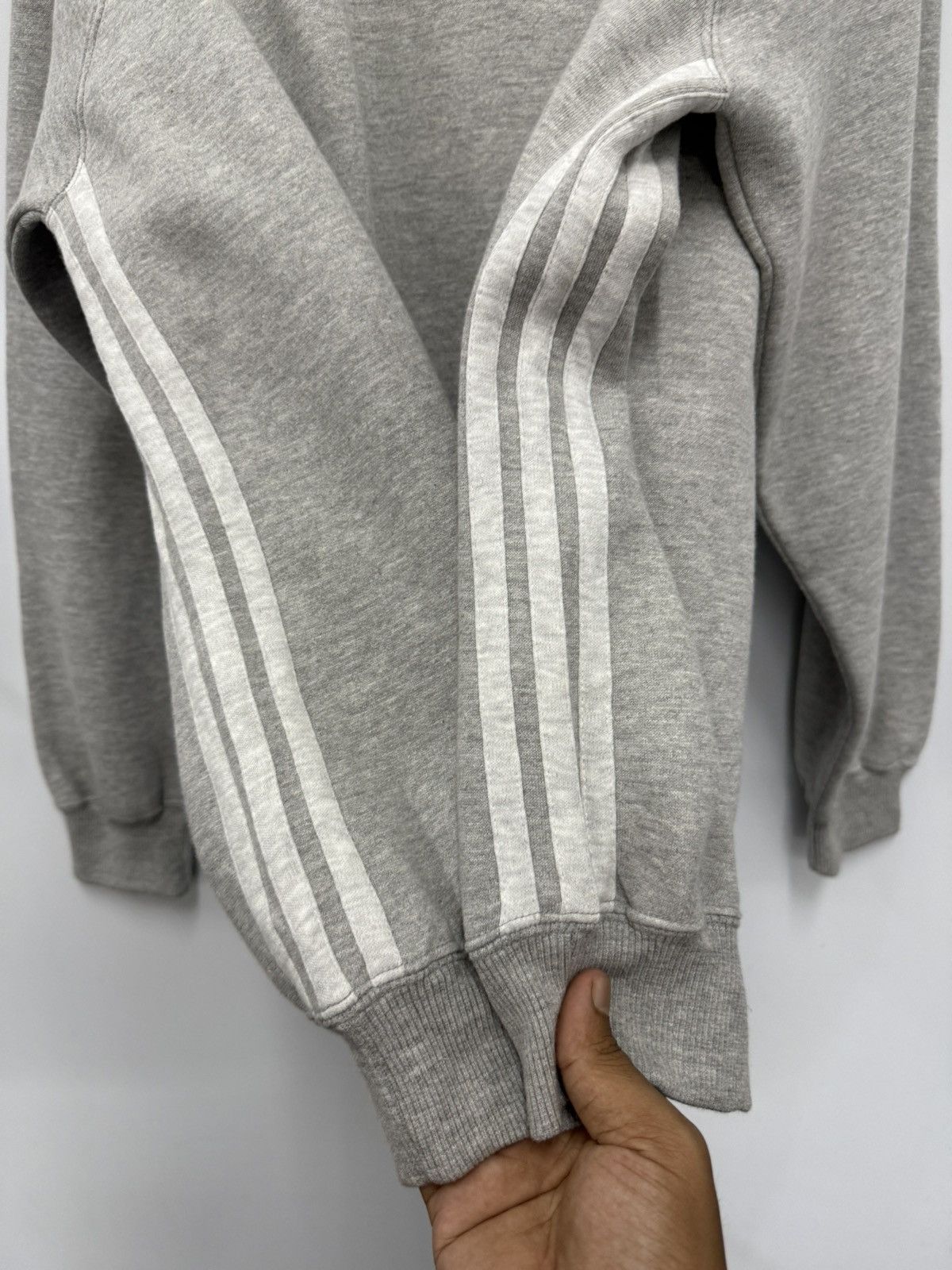Adidas 🔥 Vtg 90's Adidas Three Stripes Roundneck Sweatshirt - L Size US L / EU 52-54 / 3 - 5 Thumbnail