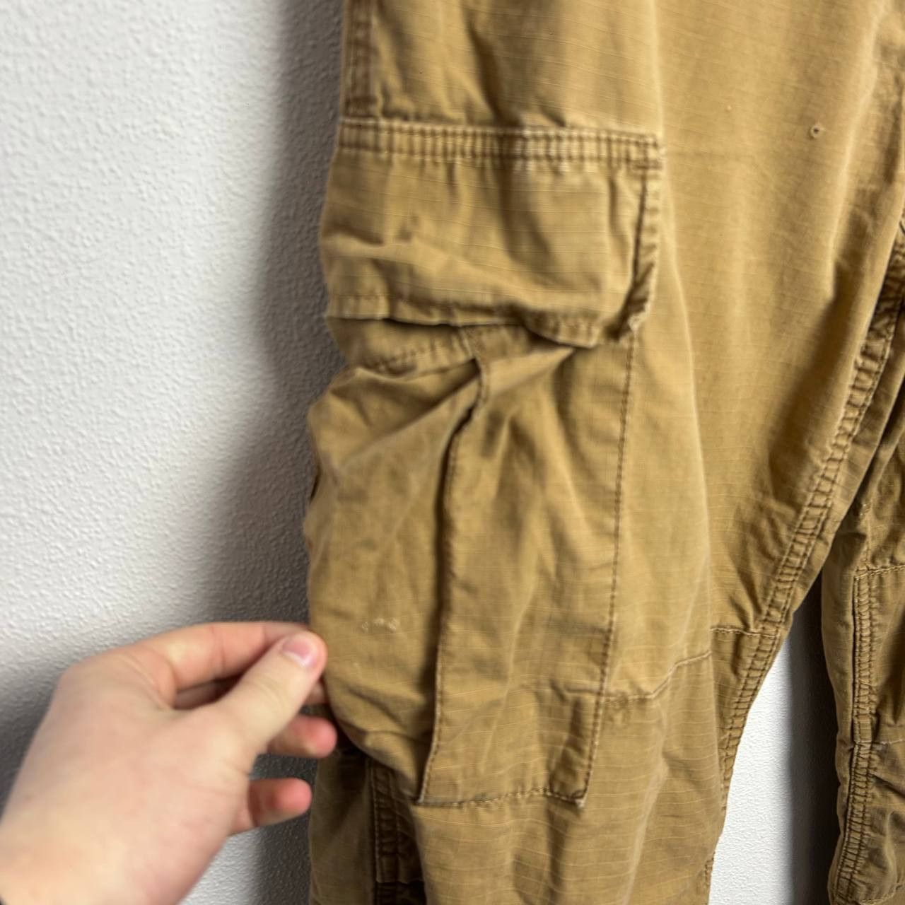 Carhartt Wip Vintage Carhartt Wip Patch logo cargo streetwear pants Size US 32 / EU 48 - 13 Thumbnail