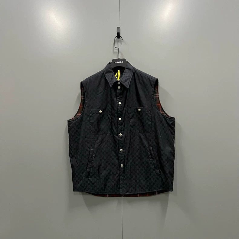 Gucci Gucci Dark-patterned GG full-print vest 2502-Nextarrow Size US S / EU 44-46 / 1 - 1 Thumbnail