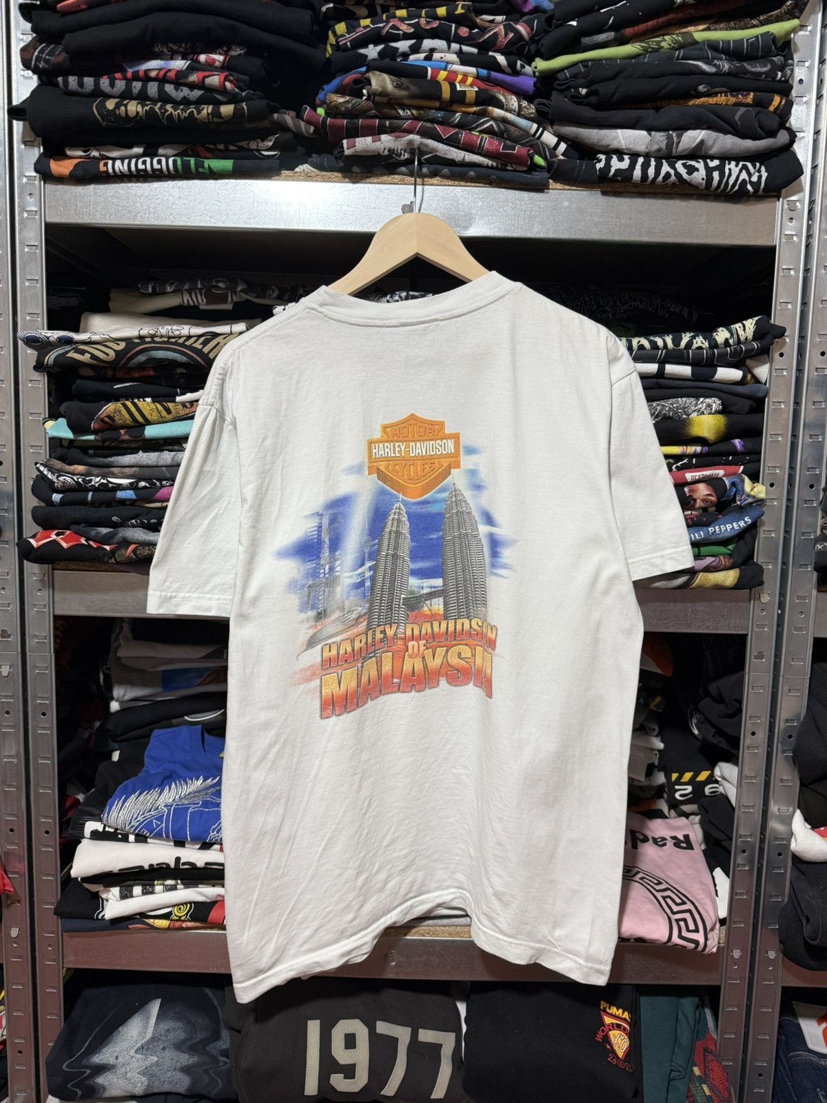 Harley Davidson Vintage 2004 Harley Davidson Daytona Of Malasiya T-Shirt Size US XL / EU 56 / 4 - 1 Thumbnail