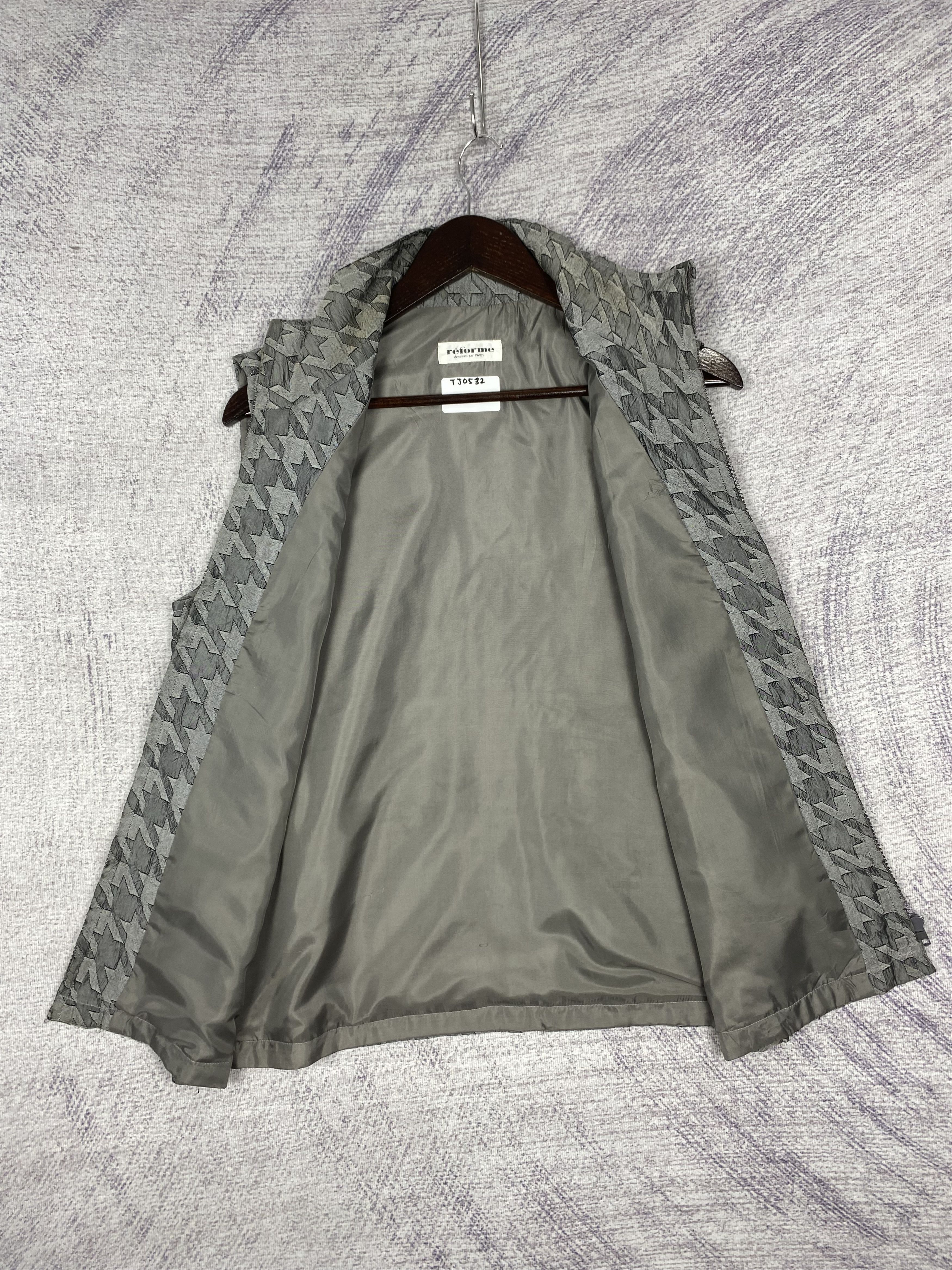 Japanese Brand Vintage Japanese Brand Zip Up Camo Nylon Vests Size US S / EU 44-46 / 1 - 5 Thumbnail