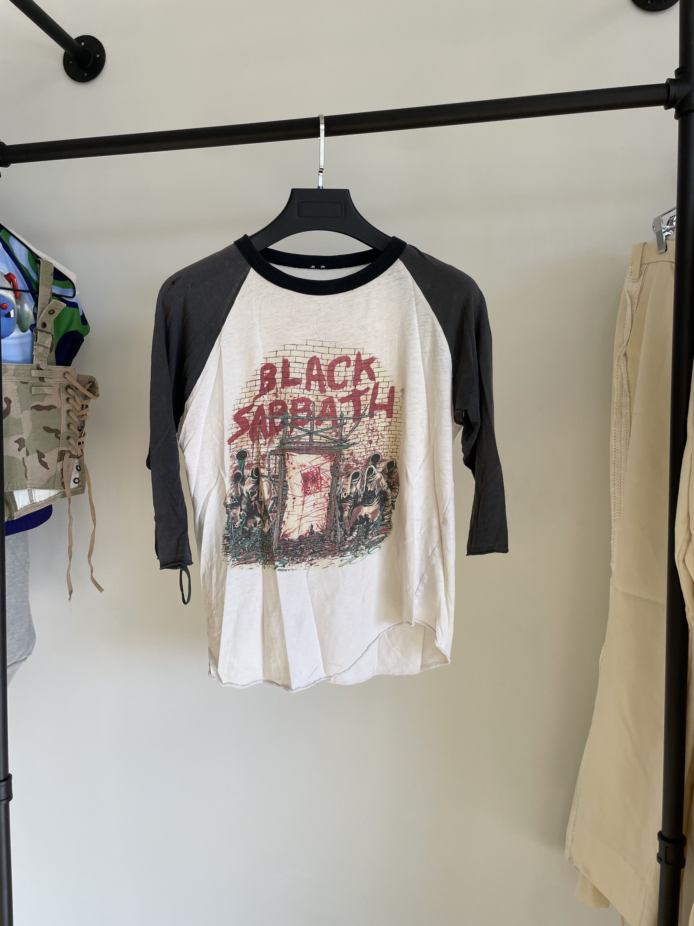 Band Tees × Black Sabbath Black Sabbath 1981 Vintage Mob Rules tour Shirt Size US S / EU 44-46 / 1 - 1 Thumbnail