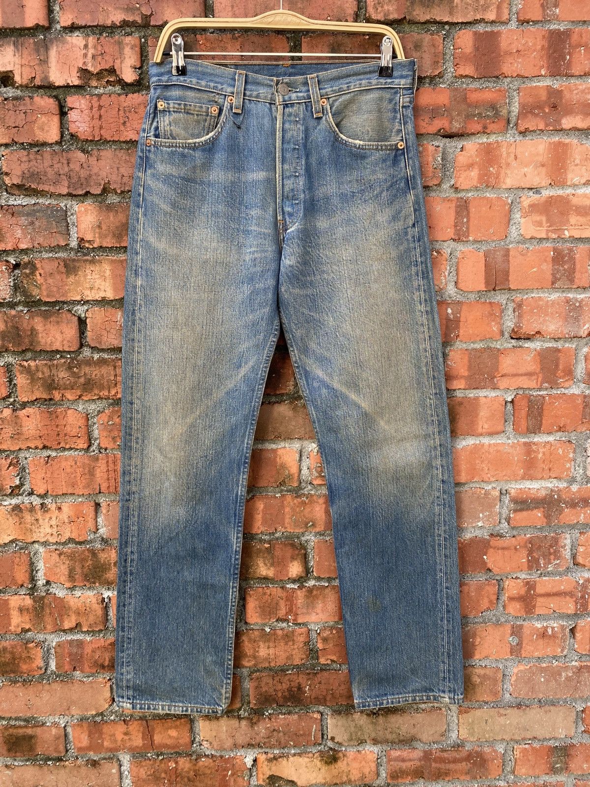W31x31 vintage levi's 501 made in USA faded