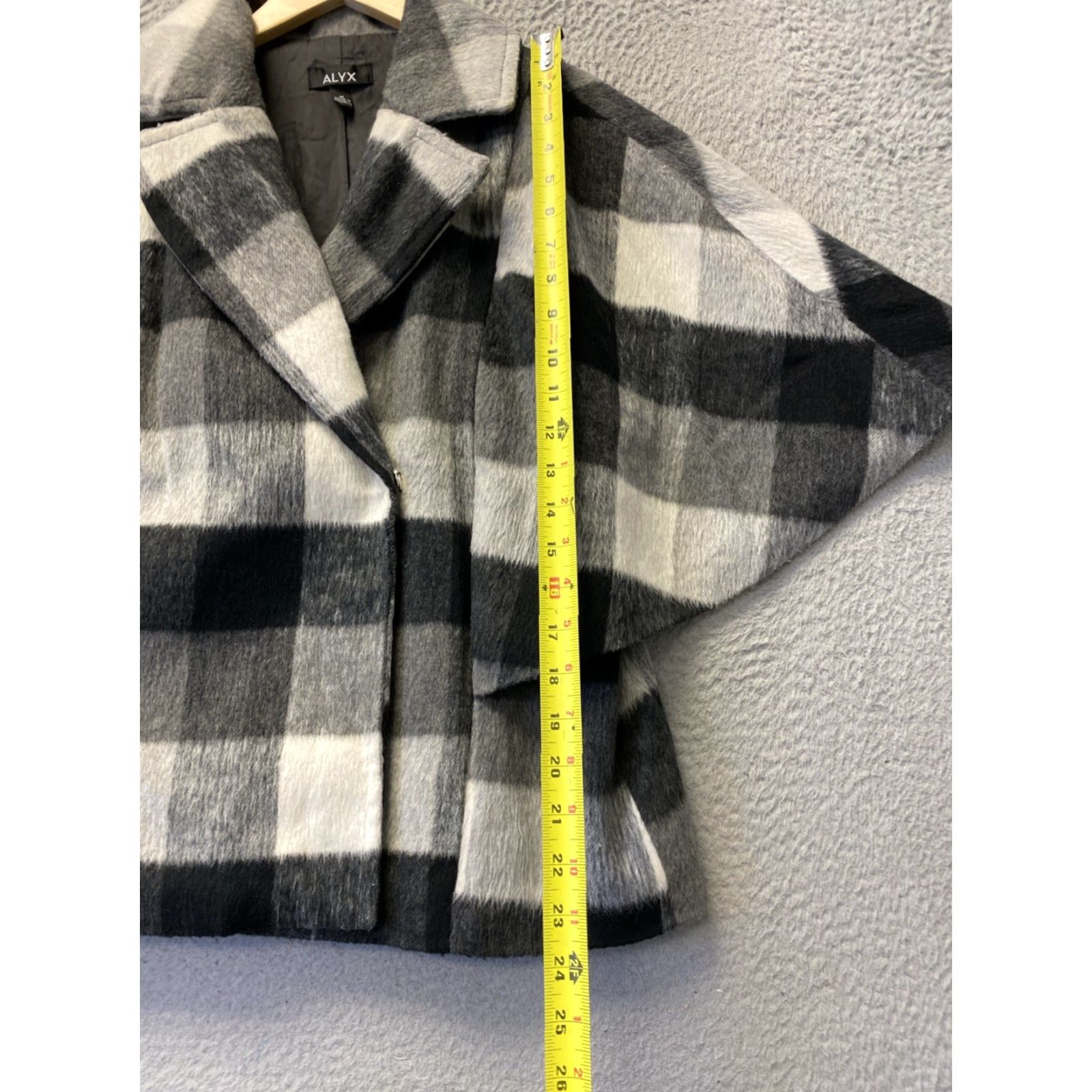 Alyx Alyx Cape Jacket Plaid Women M Belted Batwing Lapel Neck Black Polo Polyester Cape Jacket Womens M Plaid Belted 0177 Size M / US 6-8 / IT 42-44 - 7 Thumbnail