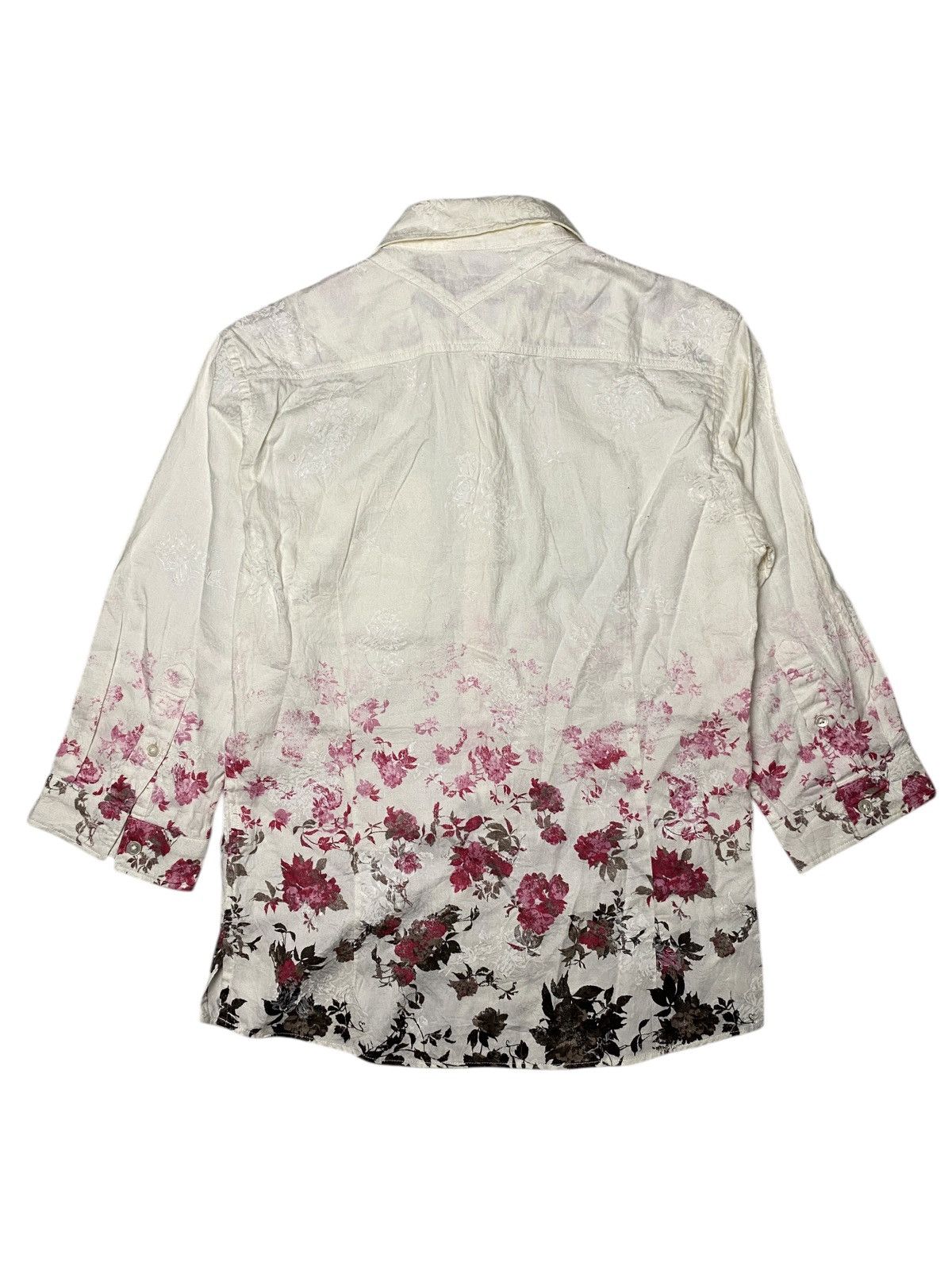 Japanese Brand 2000's Tornado Mart Spiral Cut Floral Shirts Size US S / EU 44-46 / 1 - 6 Thumbnail