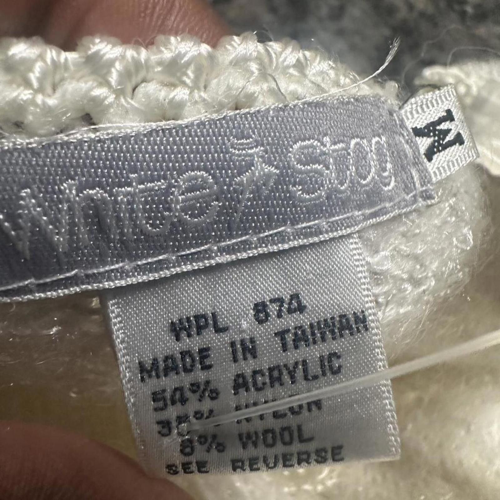Other White Stag Women's White and Cream Jumper Size M / US 6-8 / IT 42-44 - 4 Thumbnail