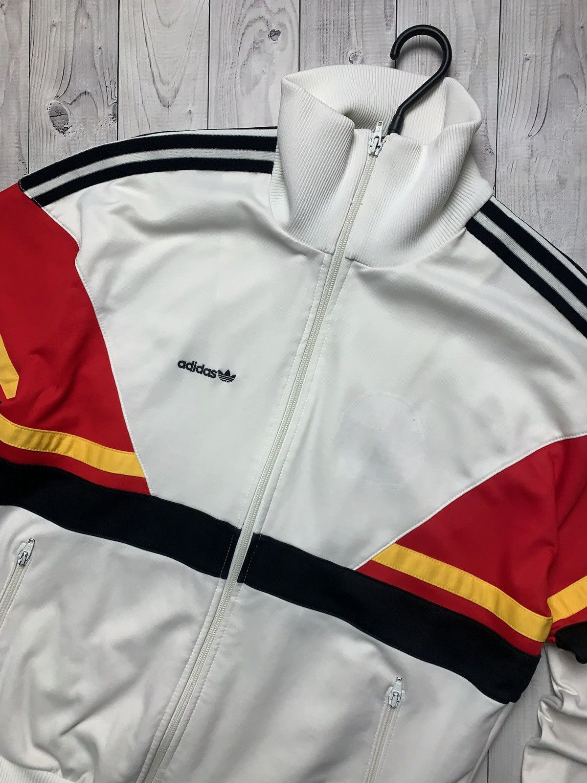 Vintage Vintage Deutschland soccer jacket size L rare Size US L / EU 52-54 / 3 - 2 Thumbnail