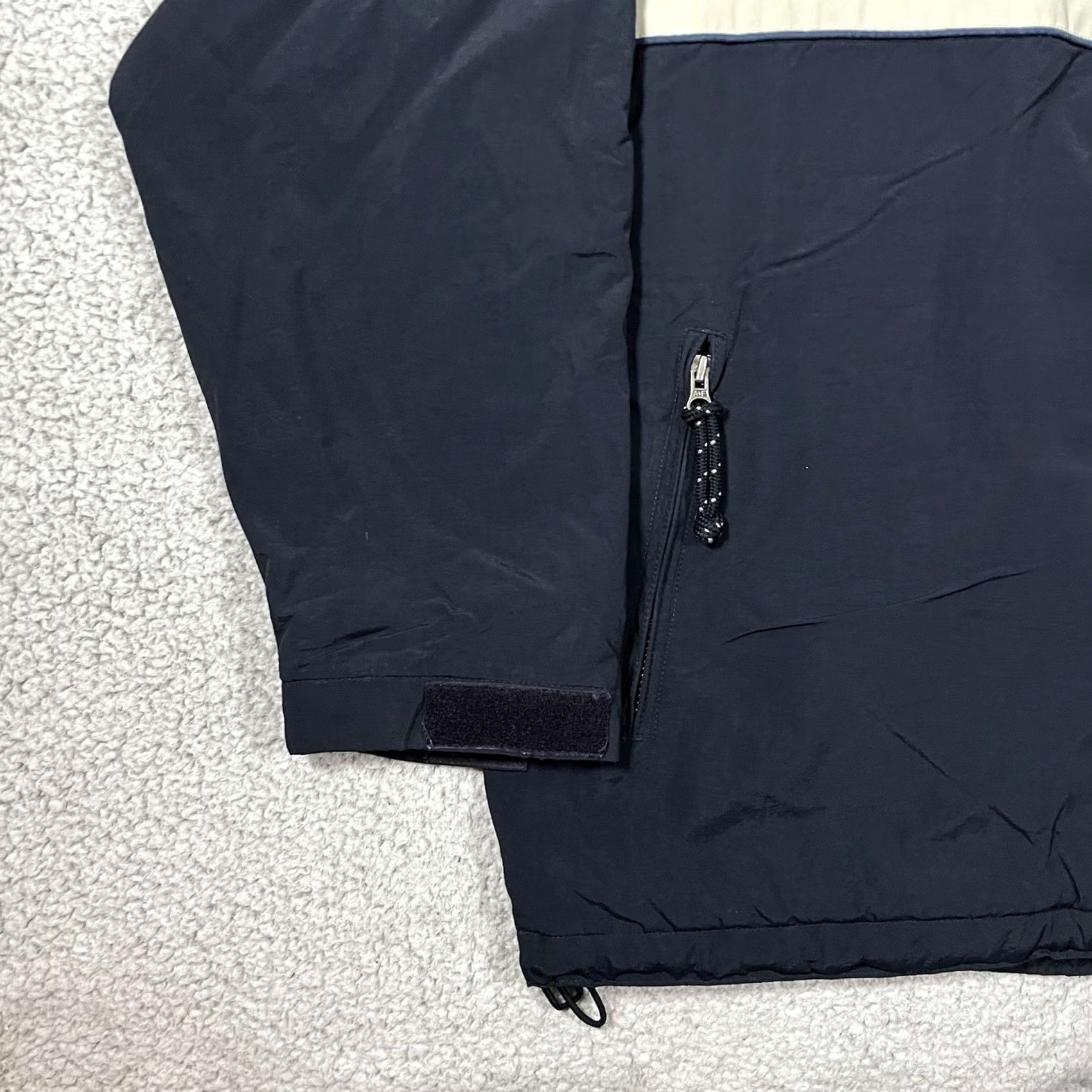 Abercrombie & Fitch VINTAGE Abercrombie & Fitch Jacket Mens L Blue Full Zip Fleece Lined Nylon Windbreaker 90s Retro Logo Pockets Zipped Pockets Casual Size US L / EU 52-54 / 3 - 7 Thumbnail