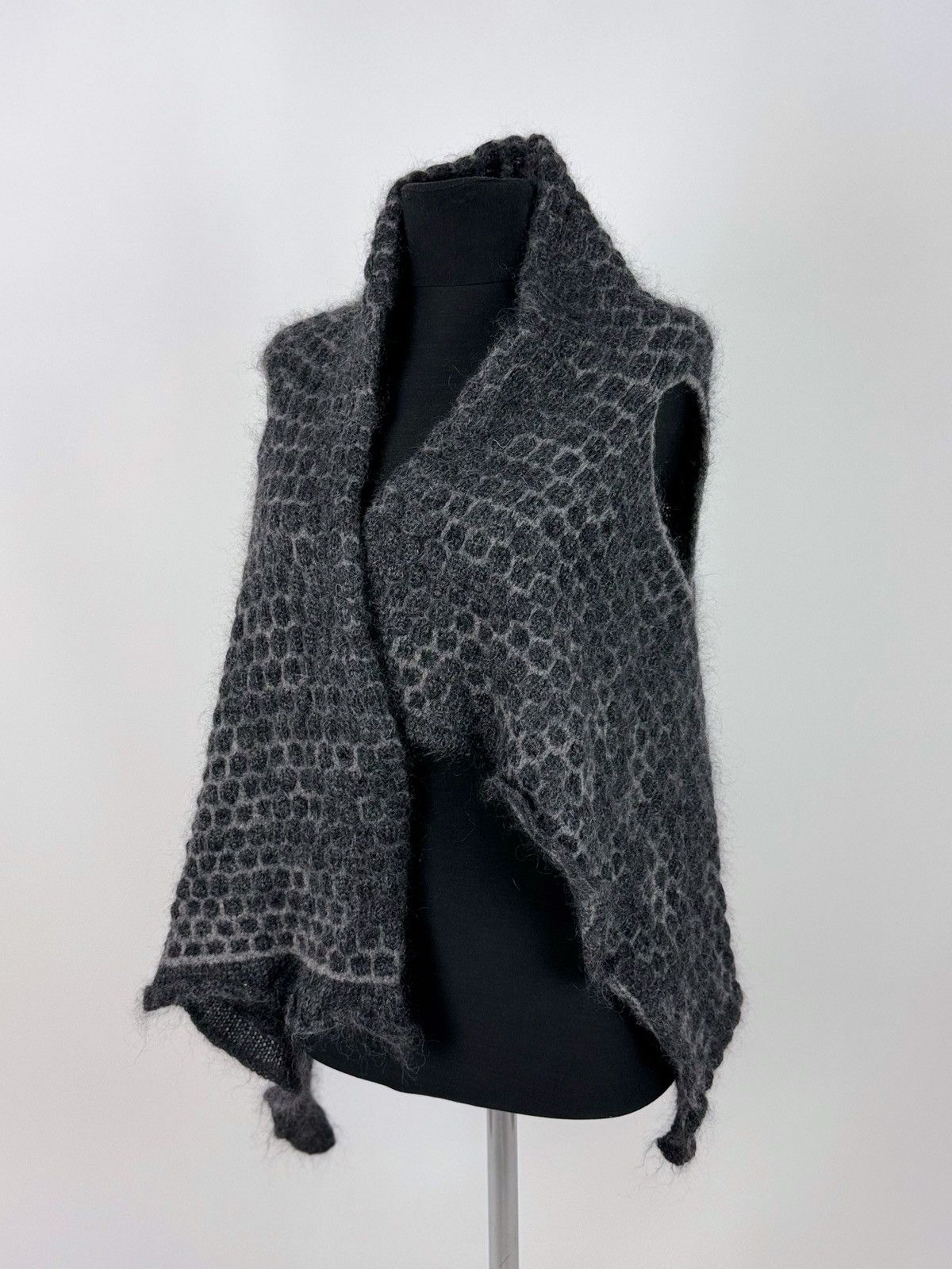Sarah Pacini Sarah Pacini Ruched Wool Knit Vest Size M / US 6-8 / IT 42-44 - 1 Thumbnail