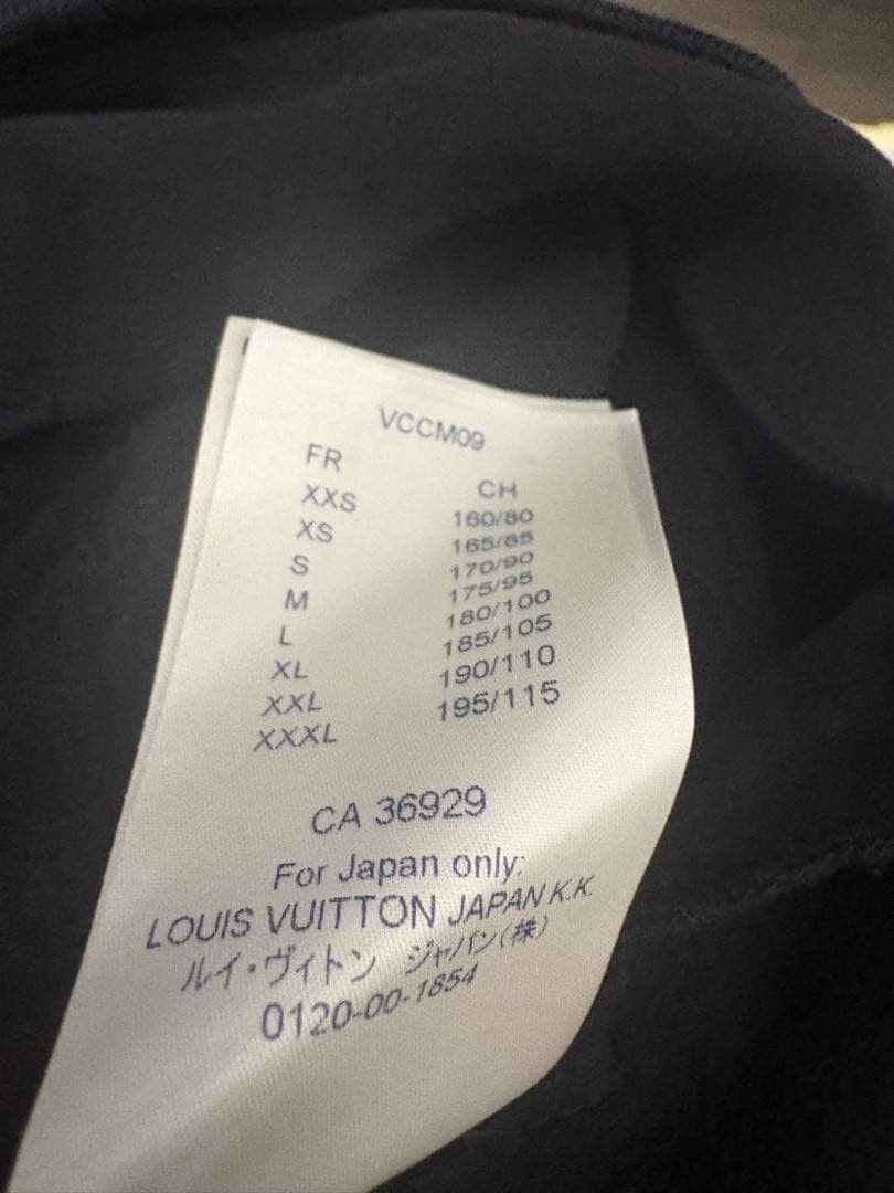 Louis Vuitton Louis Vuitton Circle Cut Hooded Sweatshirt Monogram Black Size US S / EU 44-46 / 1 - 5 Thumbnail
