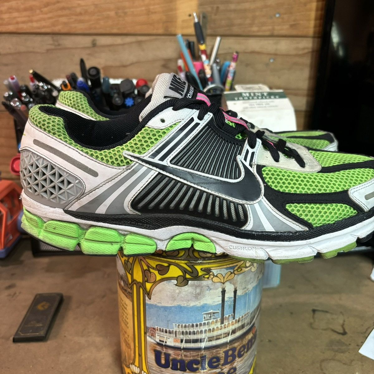 Nike Nike Air Max 97 / Plus “Anthracite Volt Pink Blast” Size US 10.5 / EU 43-44 - 3 Thumbnail
