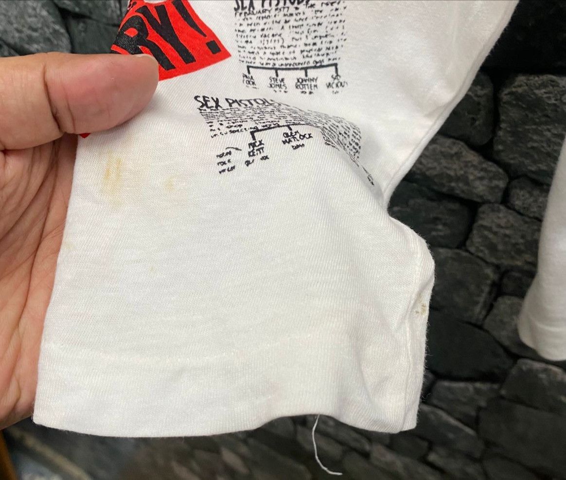 Band Tees 💥Rare💥Vintage 90s Sex Pistol Sid Vicius punk tshirt Size US L / EU 52-54 / 3 - 14 Thumbnail