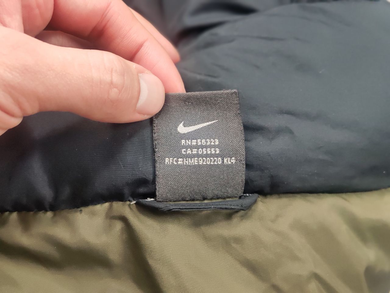 Nike 🔥 Vintage 90s Nike Logo Black puffy quilted Down Jacket Y2K Size US S / EU 44-46 / 1 - 22 Thumbnail