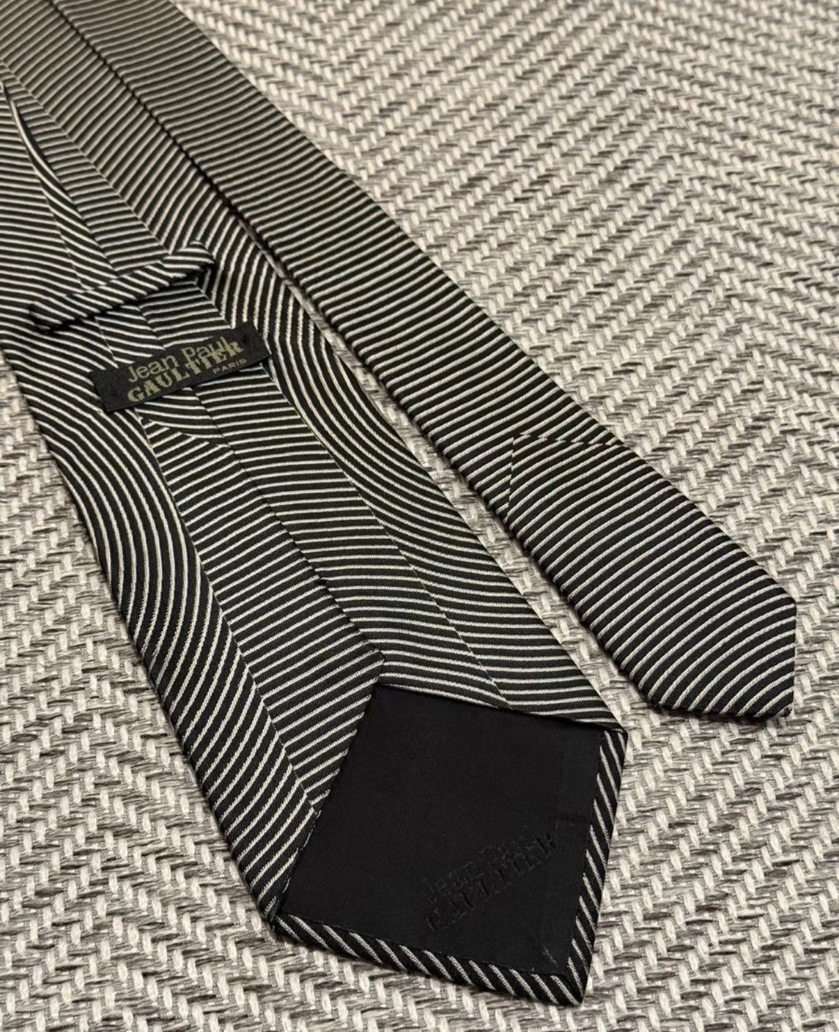 Jean Paul Gaultier Jean Paul Gaultier Sword Embroidery Tie K24 Size ONE SIZE - 4 Thumbnail